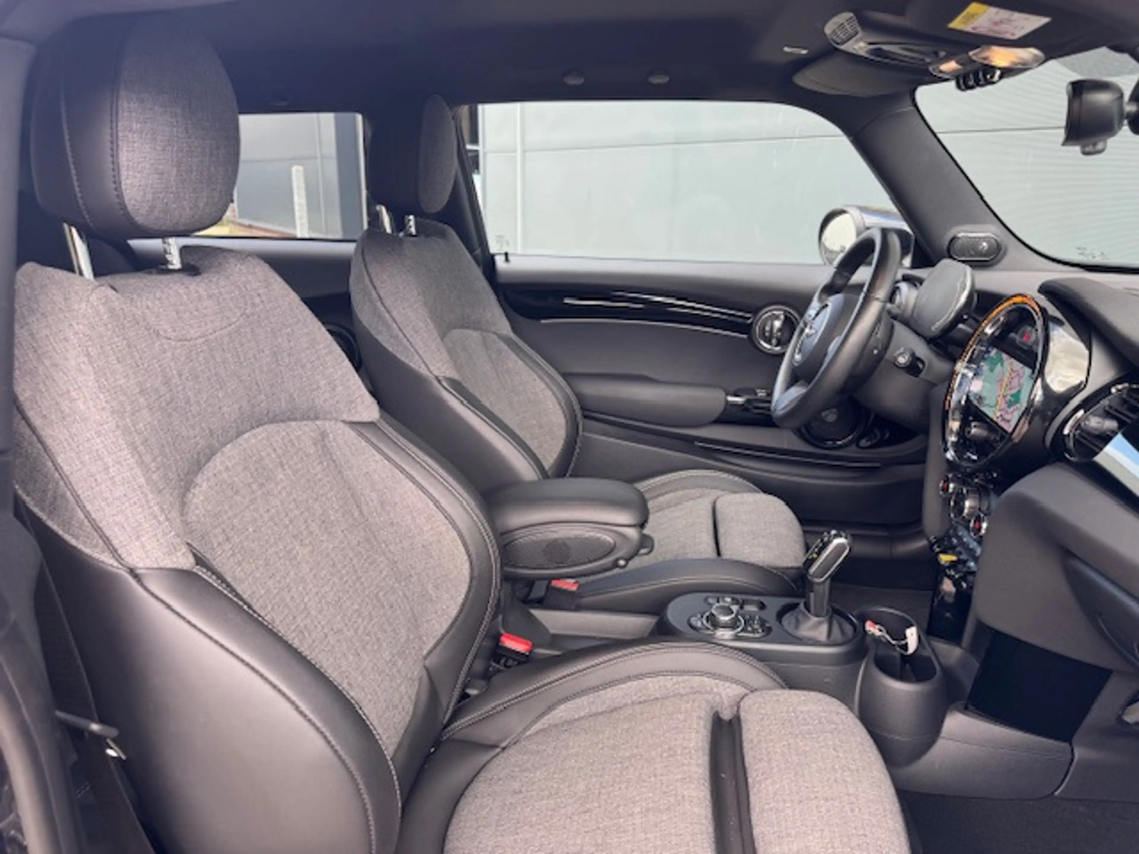 MINI Cooper SE Electric *carplay *navi *stoelverw. *17 inch — photo 15