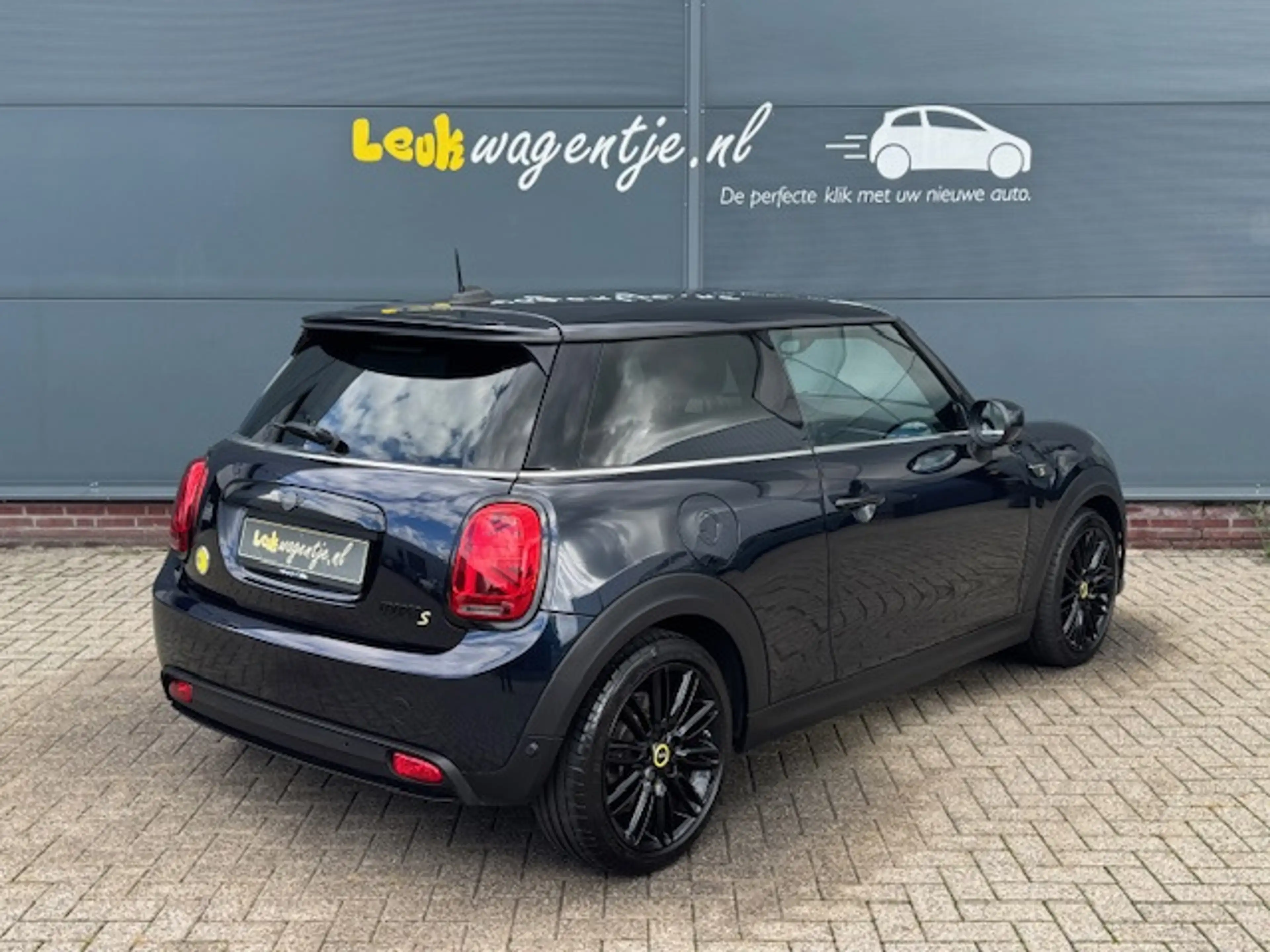 MINI Cooper SE Electric *carplay *navi *stoelverw. *17 inch — photo 2