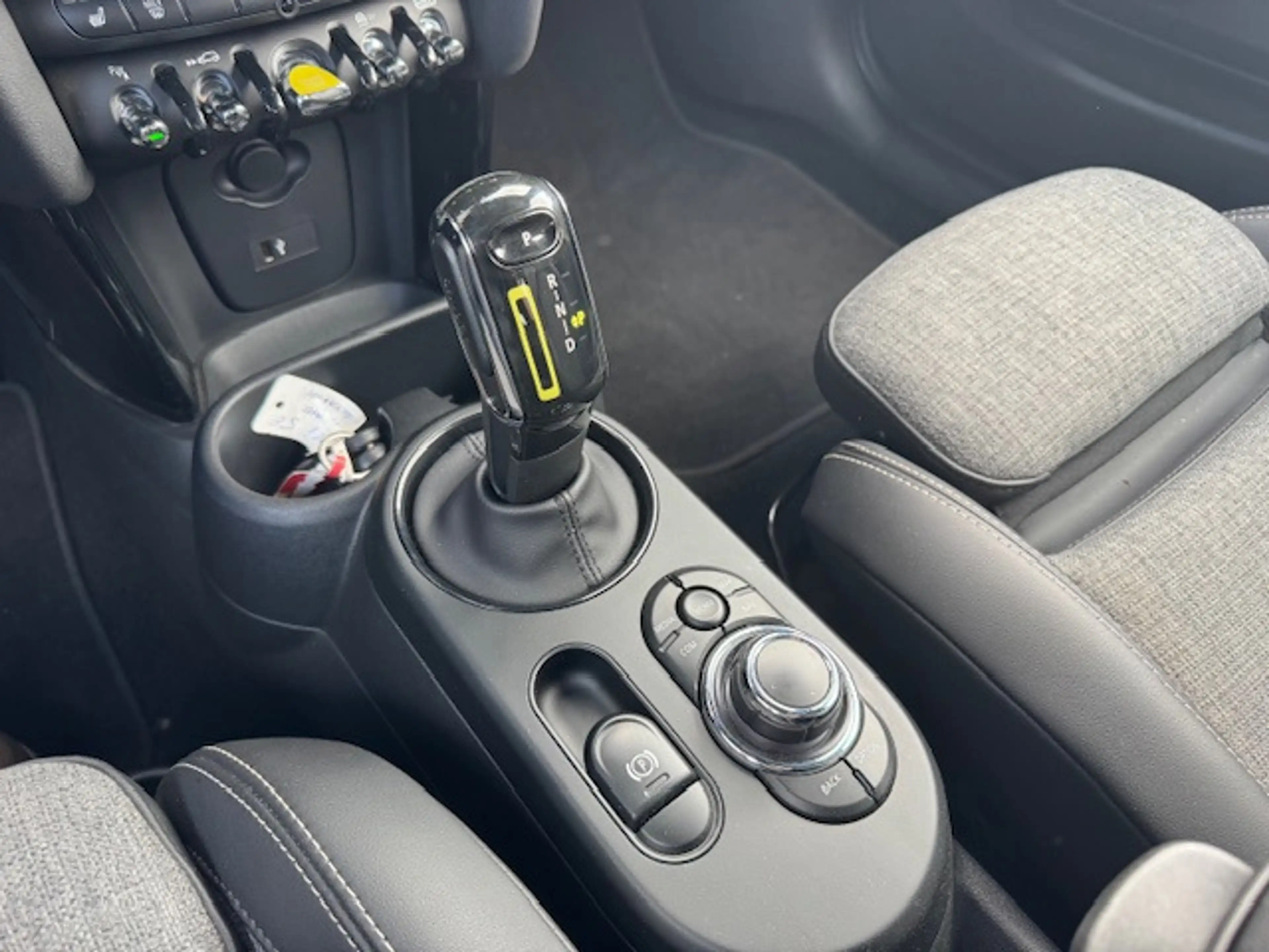 MINI Cooper SE Electric *carplay *navi *stoelverw. *17 inch — photo 32