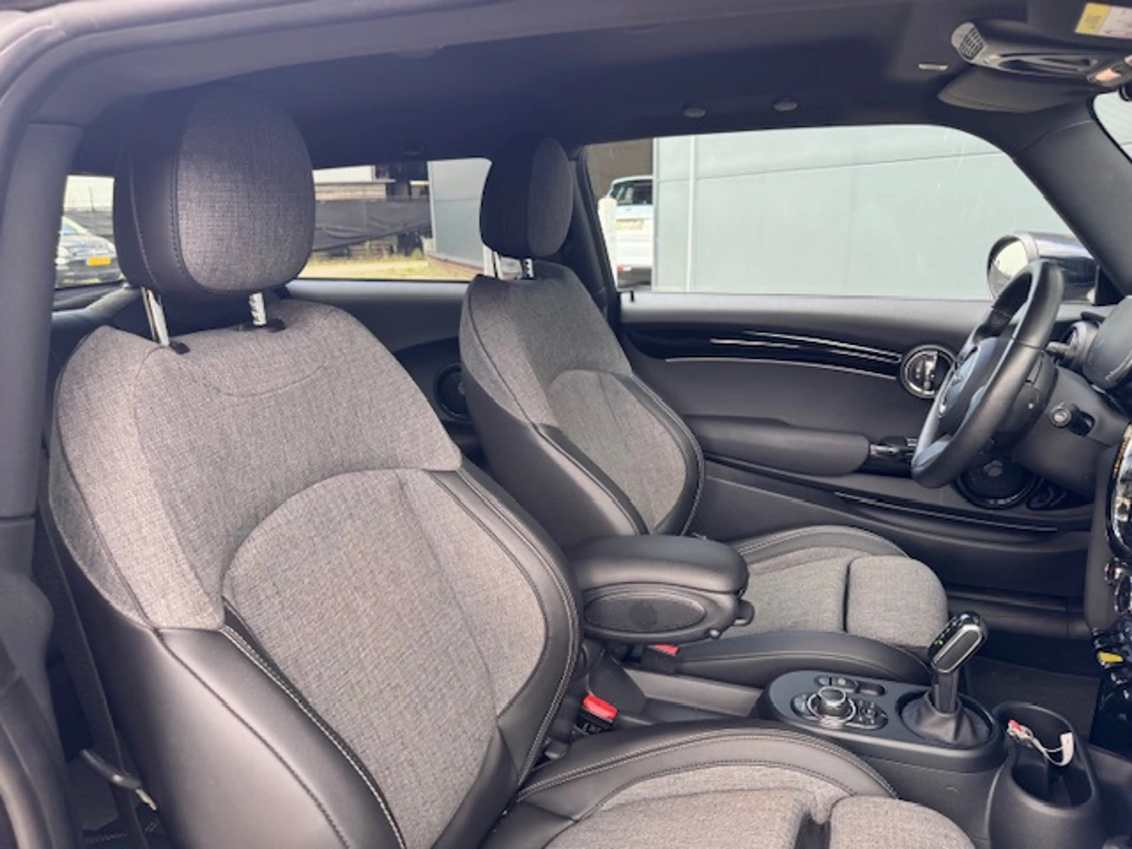 MINI Cooper SE Electric *carplay *navi *stoelverw. *17 inch — photo 16