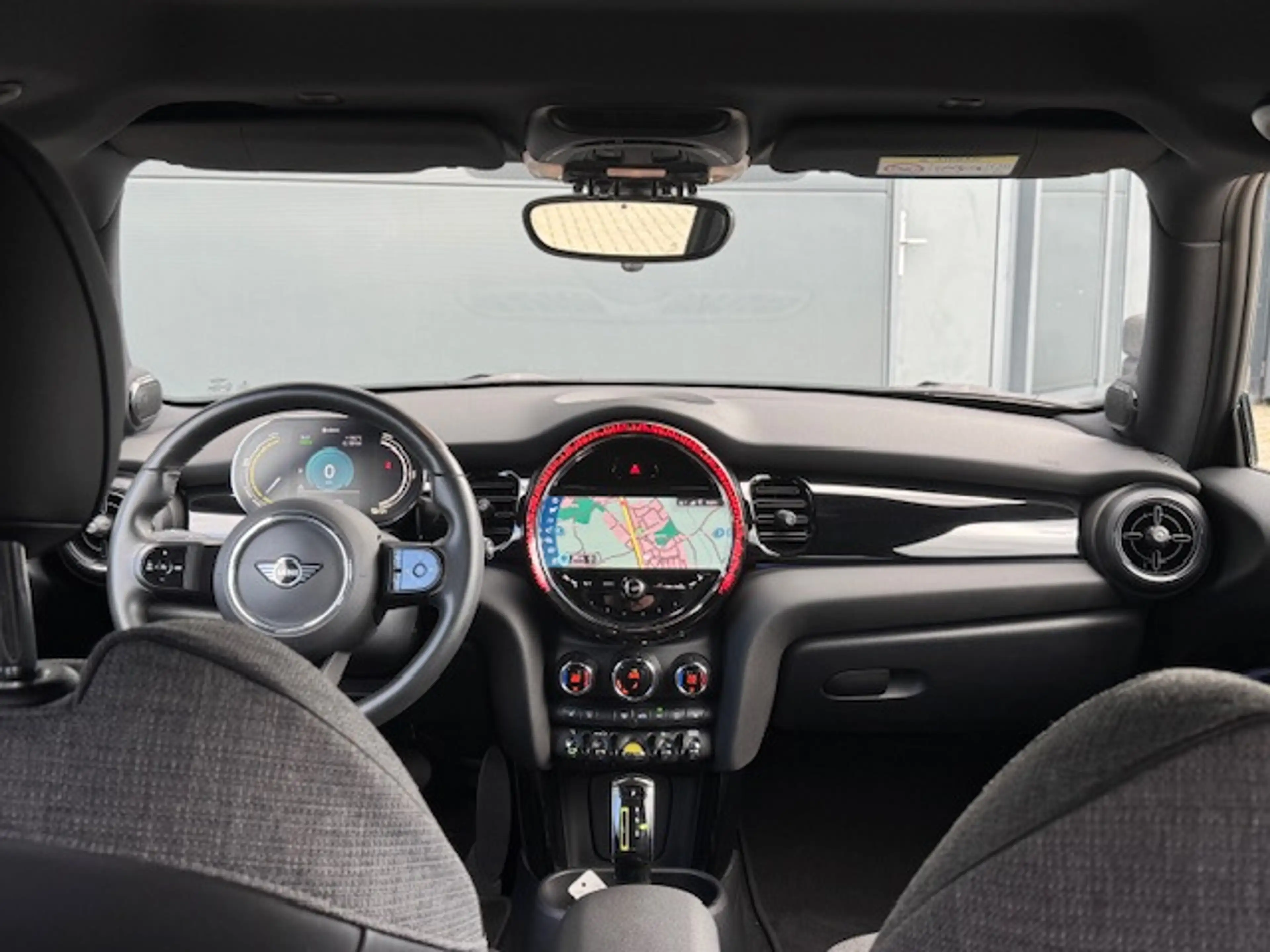MINI Cooper SE Electric *carplay *navi *stoelverw. *17 inch — photo 18
