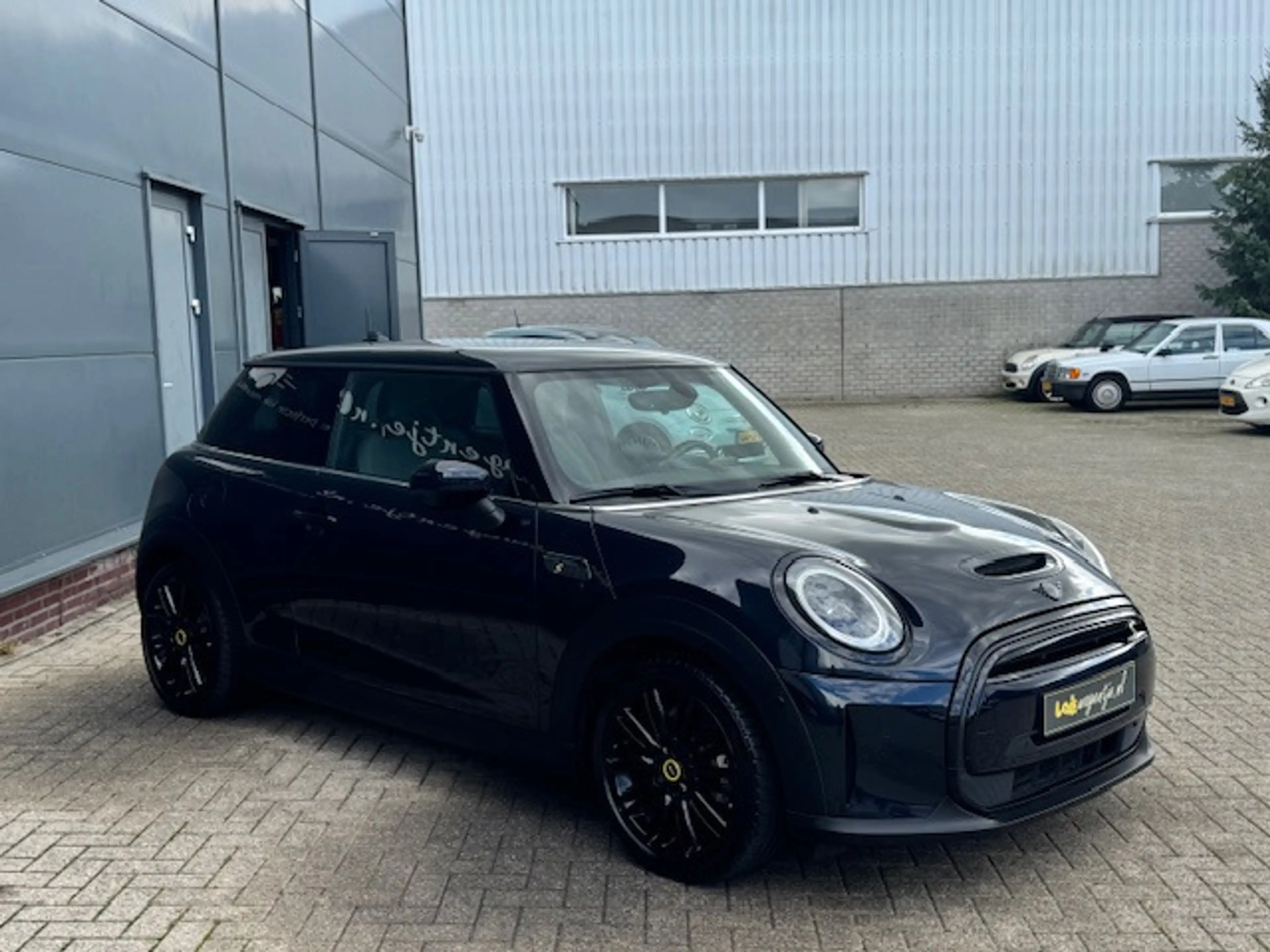 MINI Cooper SE Electric *carplay *navi *stoelverw. *17 inch — photo 39