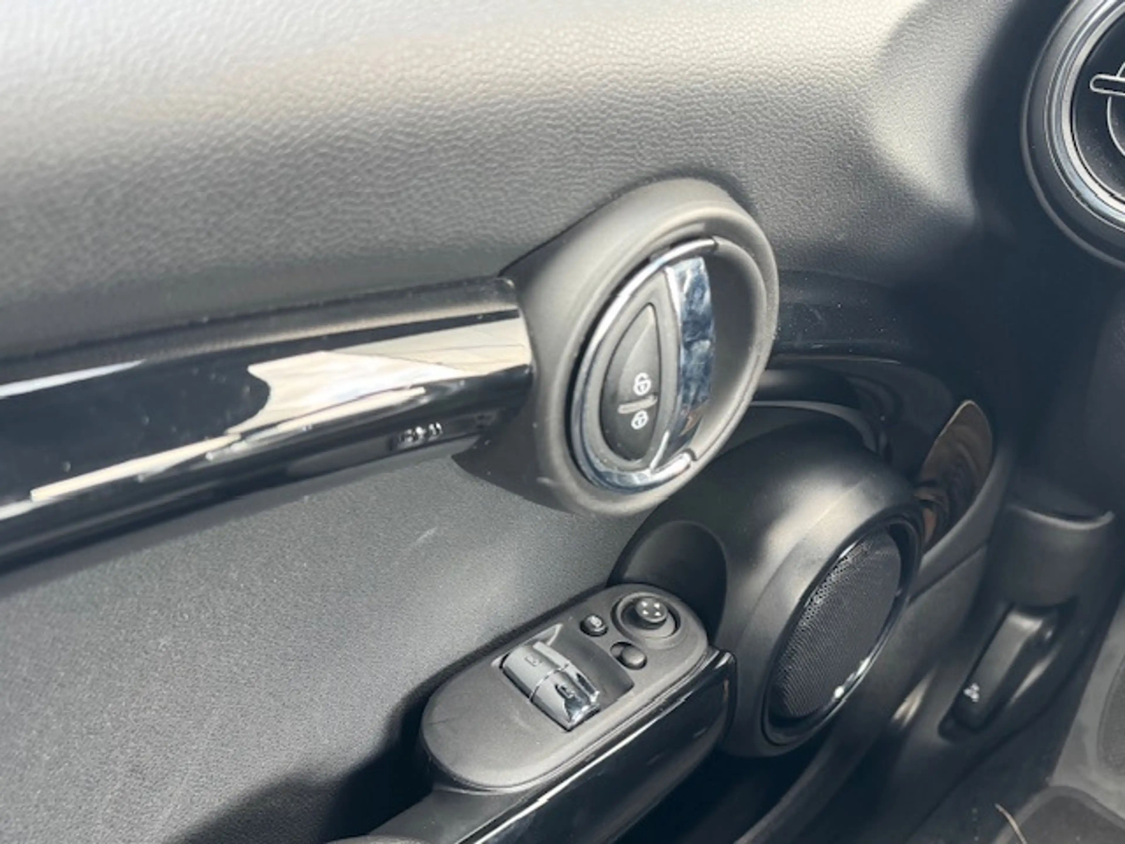 MINI Cooper SE Electric *carplay *navi *stoelverw. *17 inch — photo 36