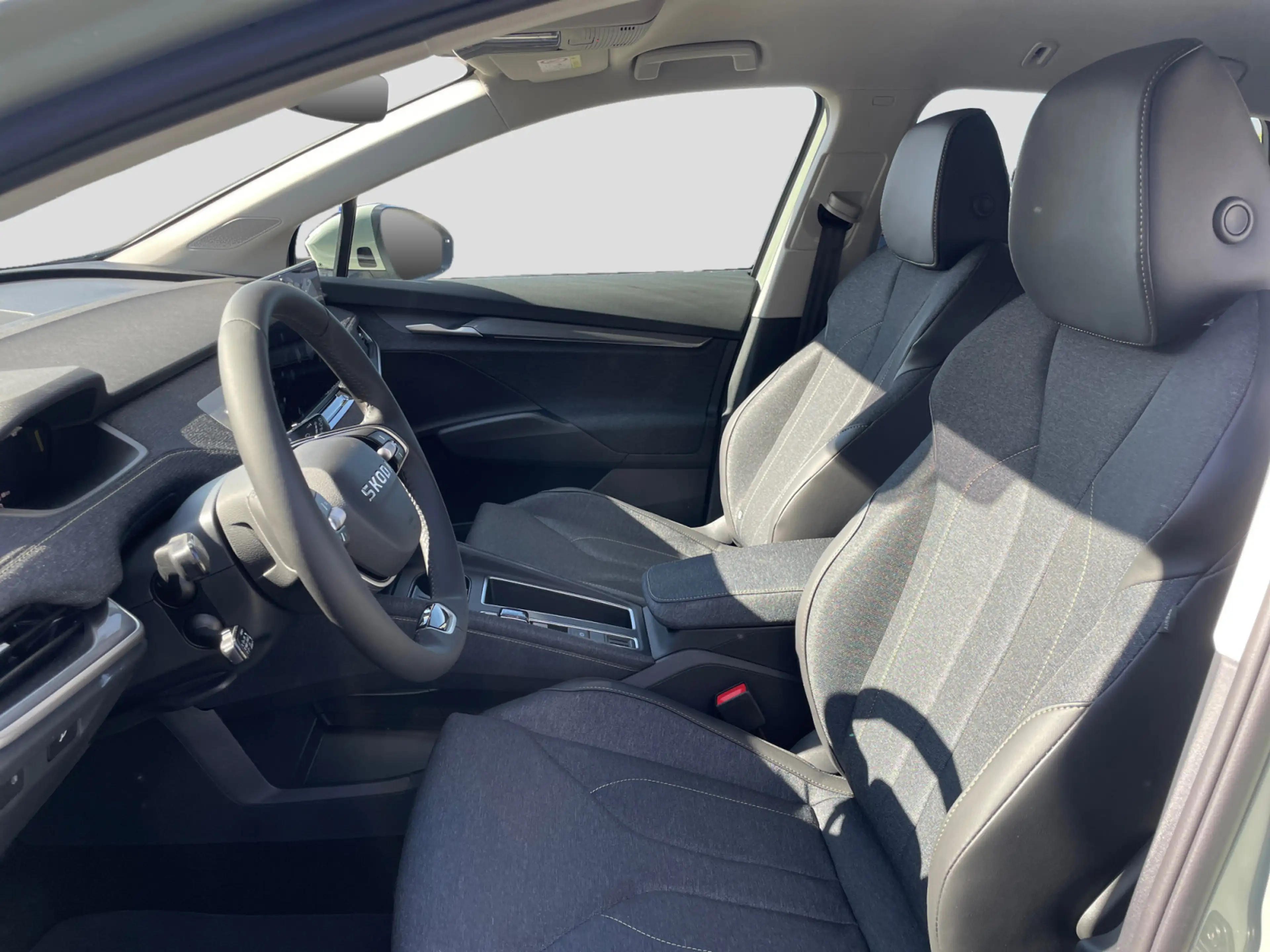 Skoda Elroq Selection (82kWh) 286PS Plus-Paket Navi SH — photo 10
