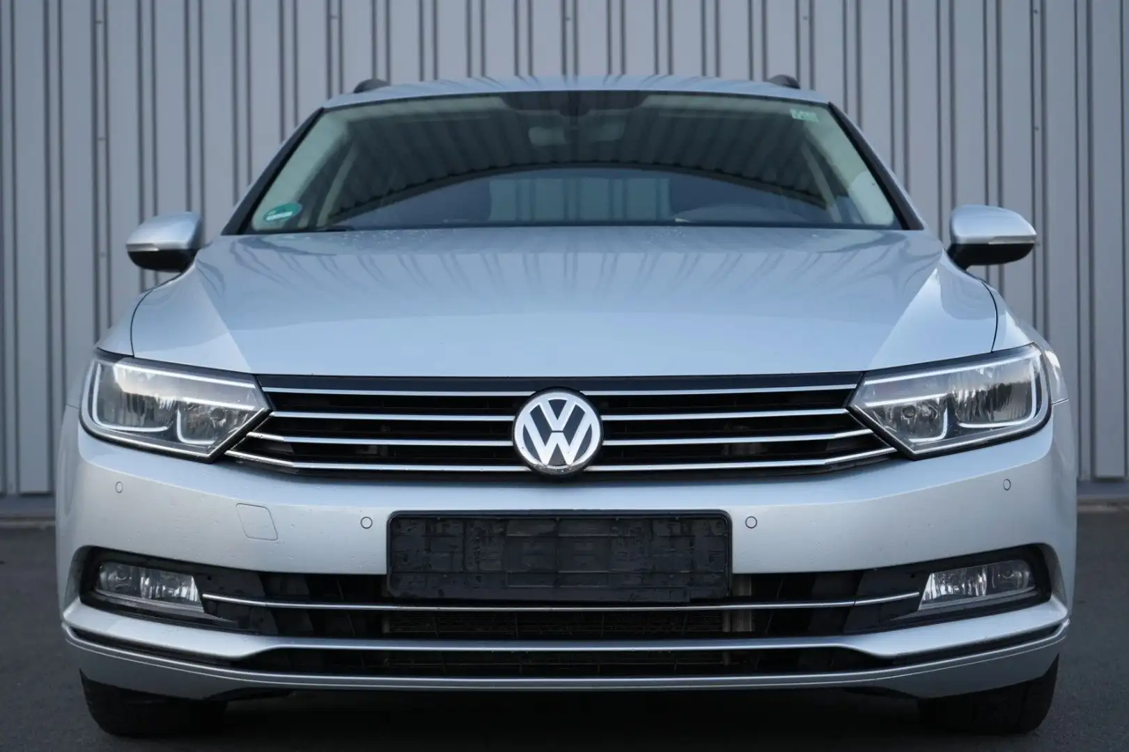 Volkswagen Passat Variant 1,6 d /DSG  BMT Argent - 2