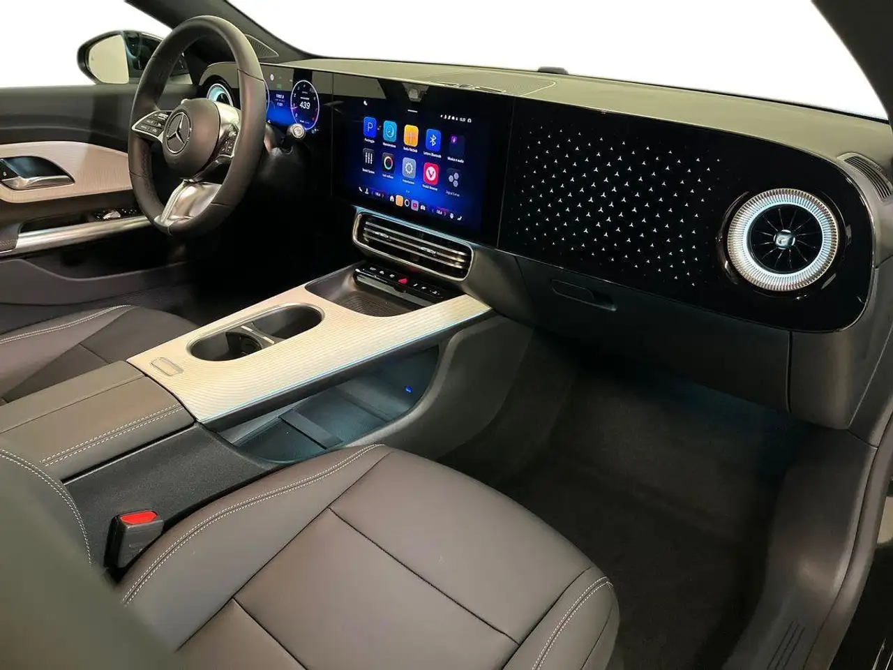Mercedes-Benz CLA 2026 — фото 15