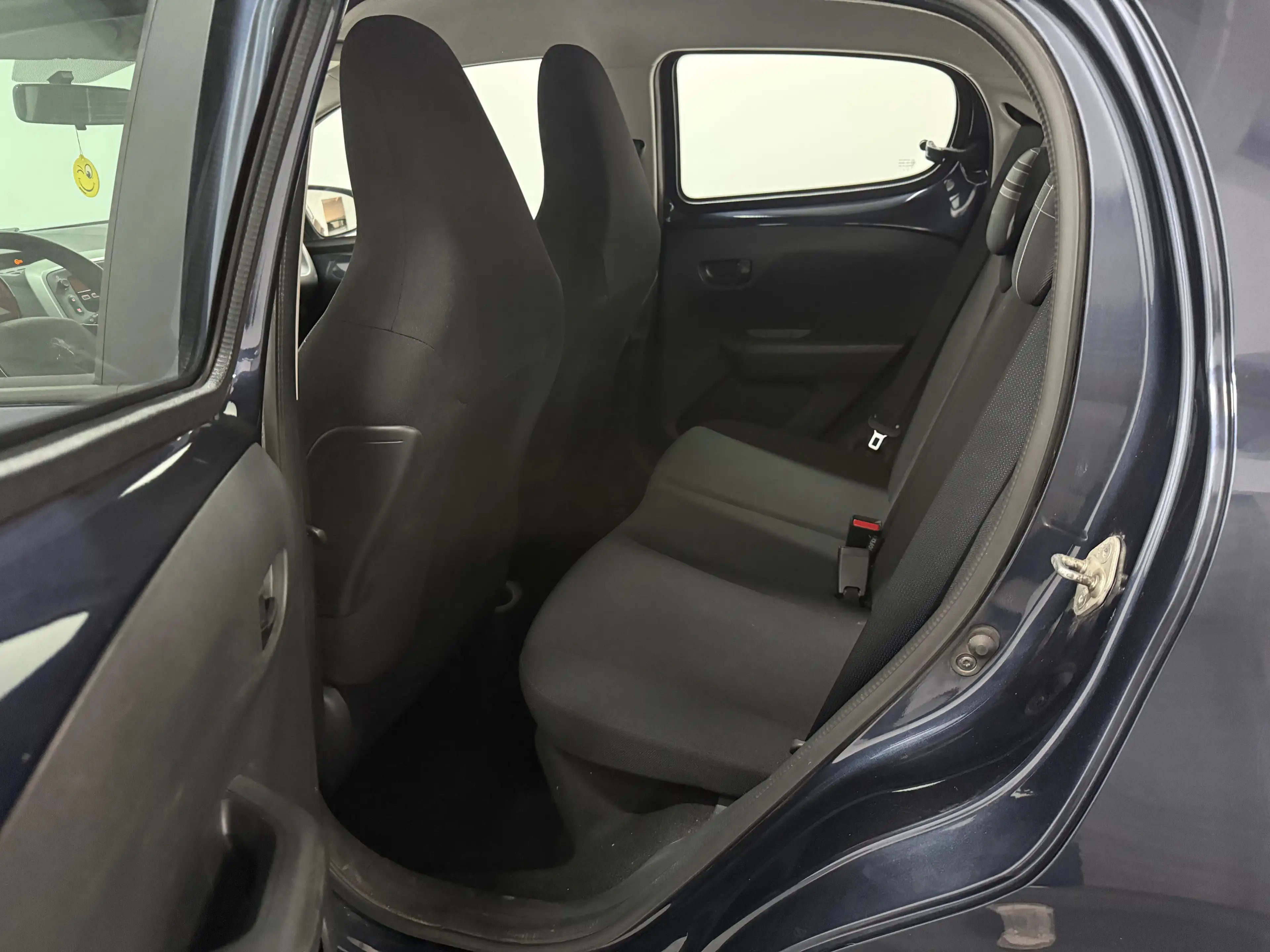 Peugeot 108 1.2 Essence - Euro6 - 1erMain - Carnet — photo 11