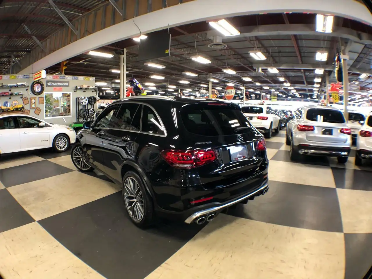 Mercedes-Benz GLC снимка Mercedes-Benz GLC