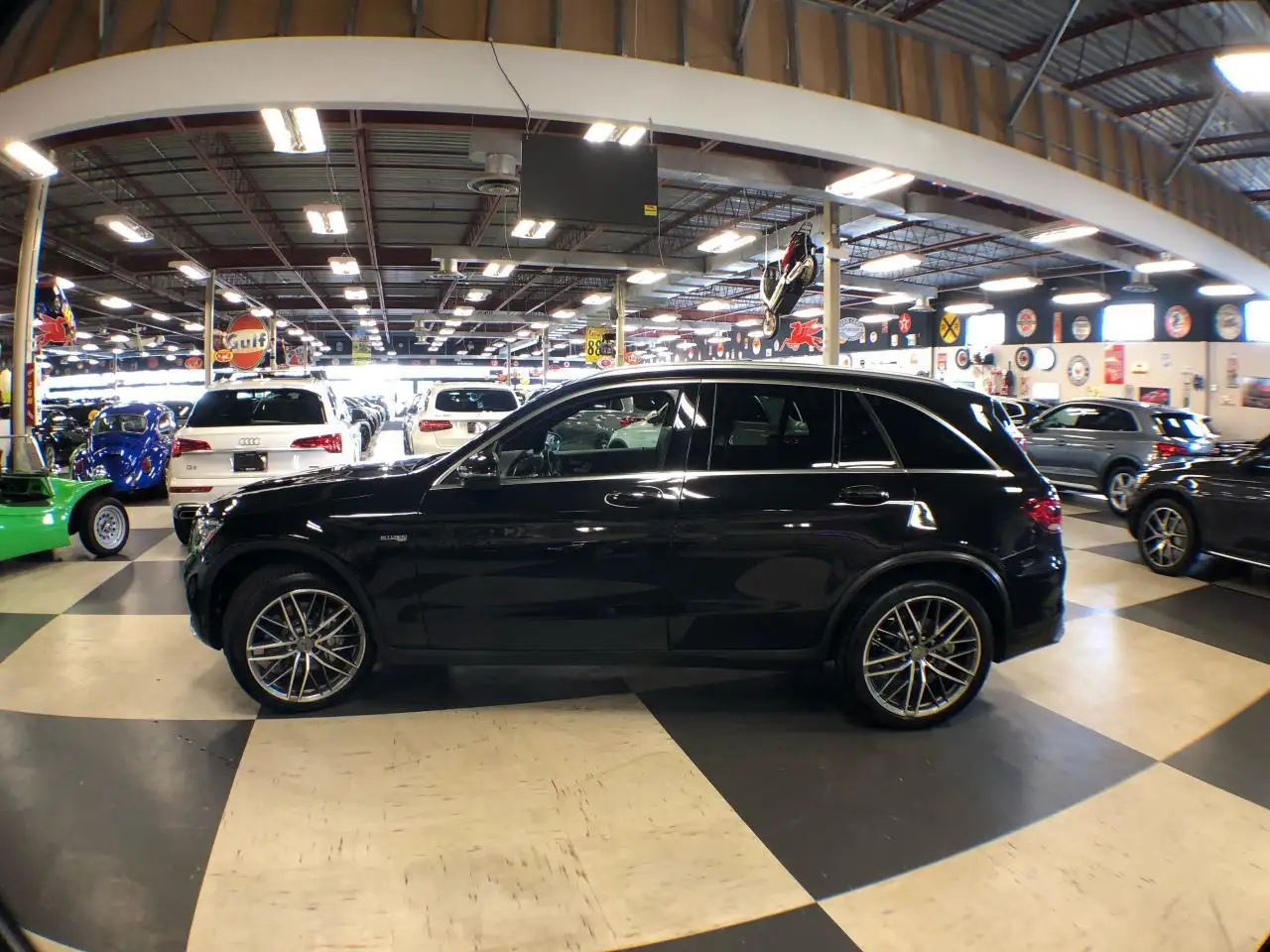 Mercedes-Benz GLC снимка Mercedes-Benz GLC