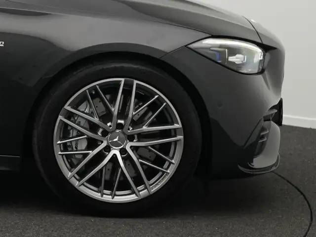 Mercedes-Benz C-Class view 8
