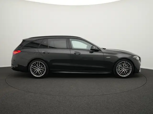 Mercedes-Benz C-Class view 5