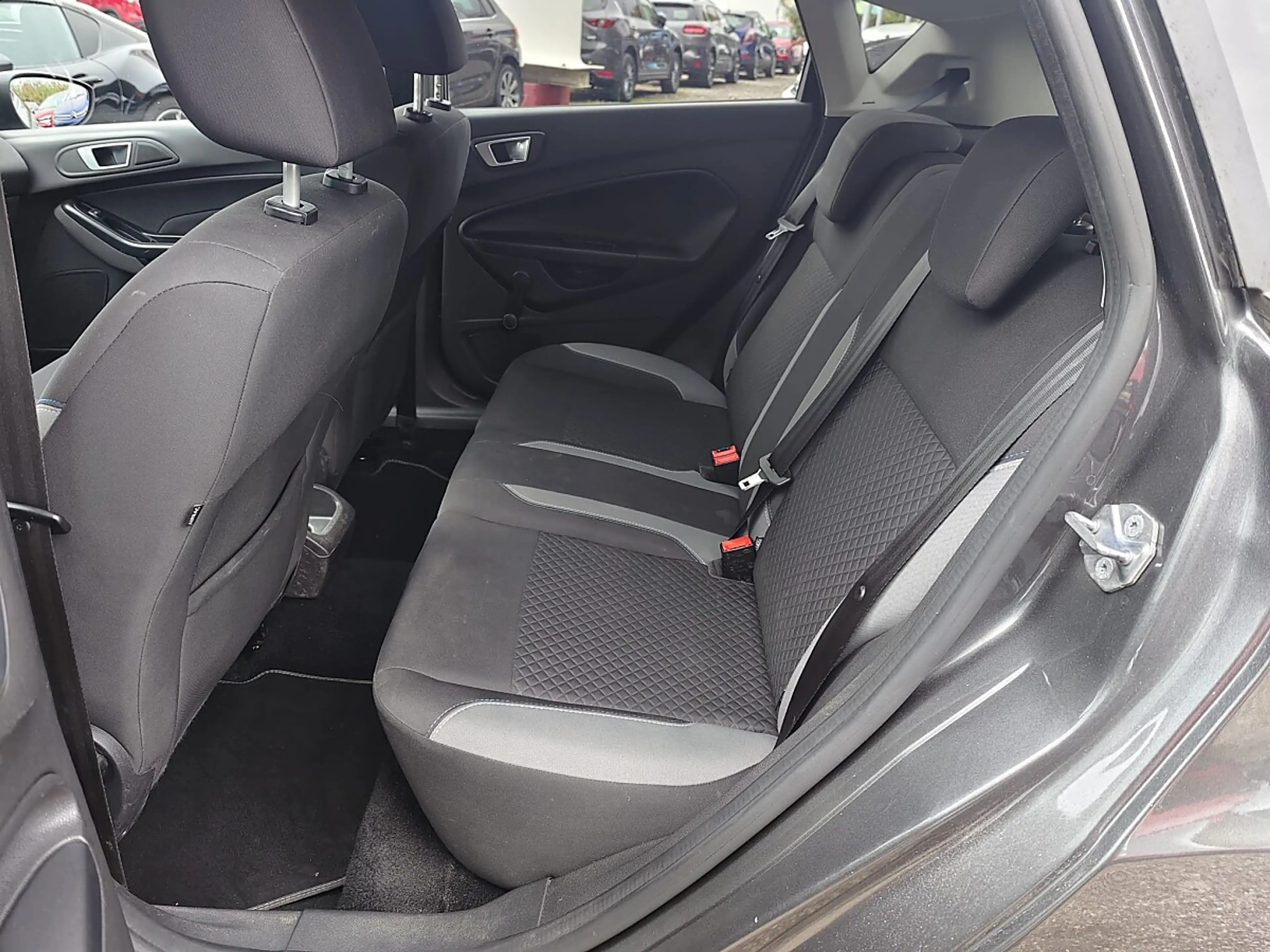 Ford Fiesta Trend 1,25 — photo 14