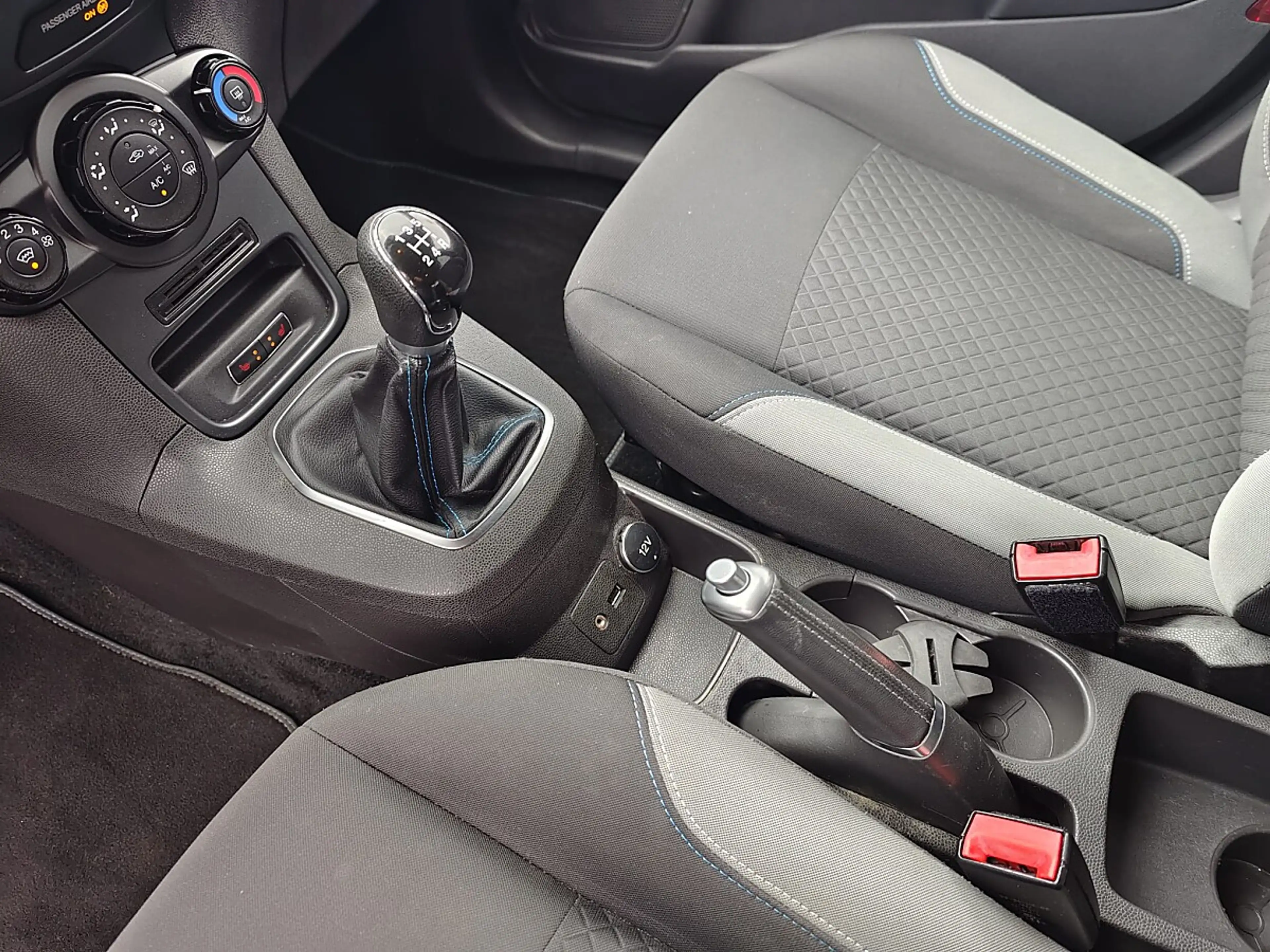 Ford Fiesta Trend 1,25 — photo 10