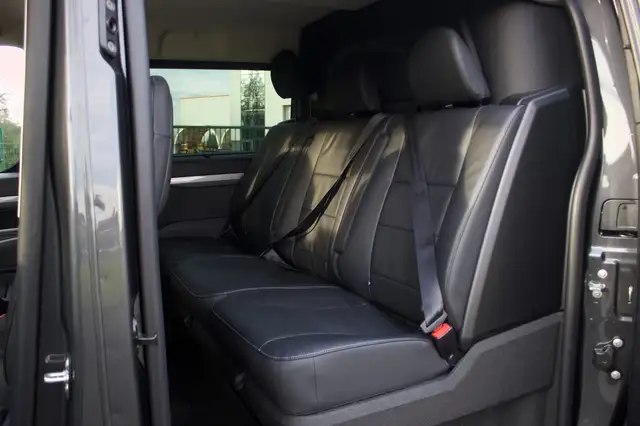 Peugeot Expert view 14