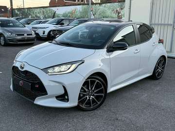 1.5i Dual VVT-iE / PACK SPORT / CAMERA / CARPLAY