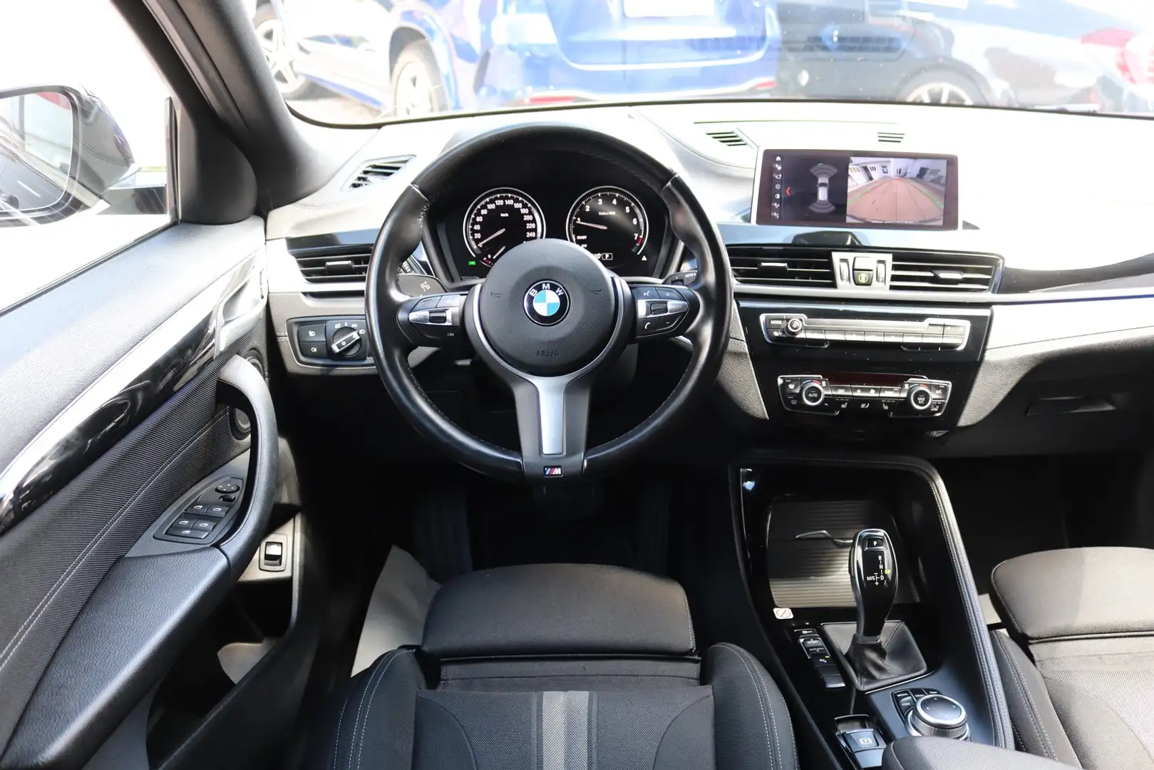 BMW X2 sDrive 18 i M-Paket 1.Hd*Kamera*NaviProf*LED* Noir - 2