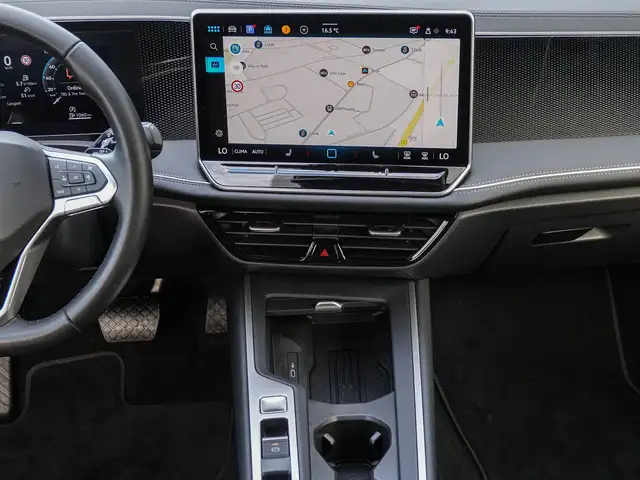 Volkswagen Passat view 12