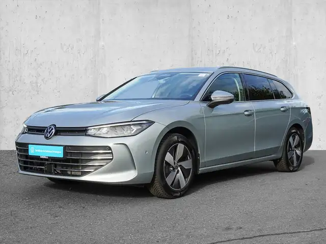 Volkswagen Passat view 2