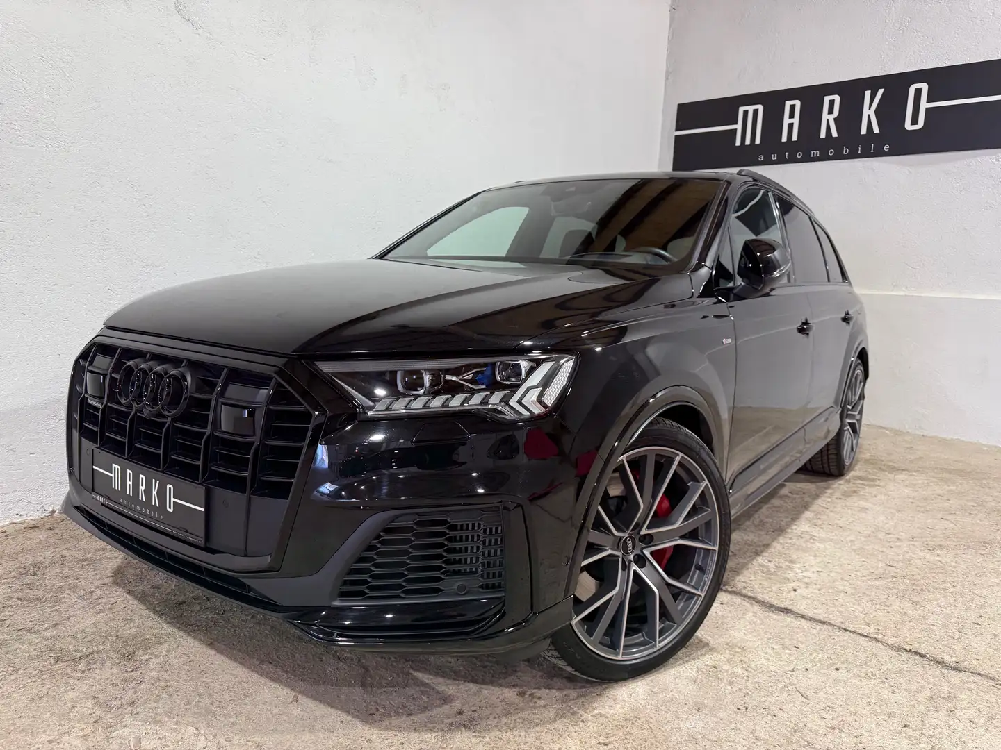 Audi Q7 60 TFSI e quattro S line "Garantie bis 100tkm" Schwarz - 2