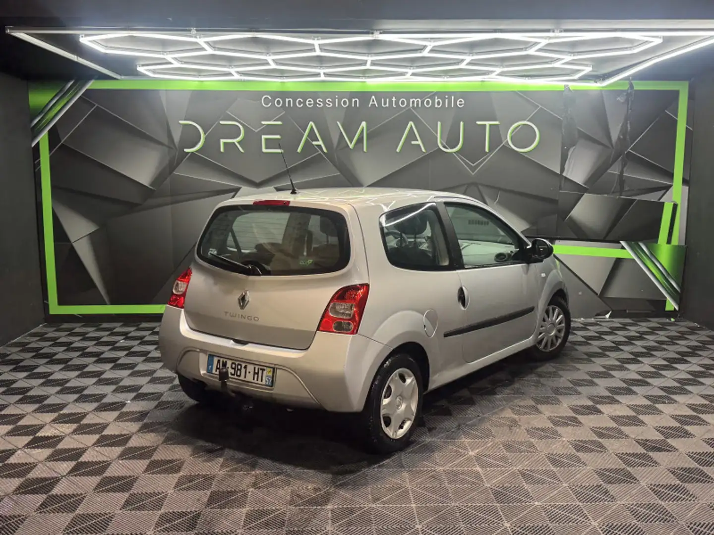 Renault Twingo 1.2 LEV 16V 75CH AUTHENTIQUE Gris - 2