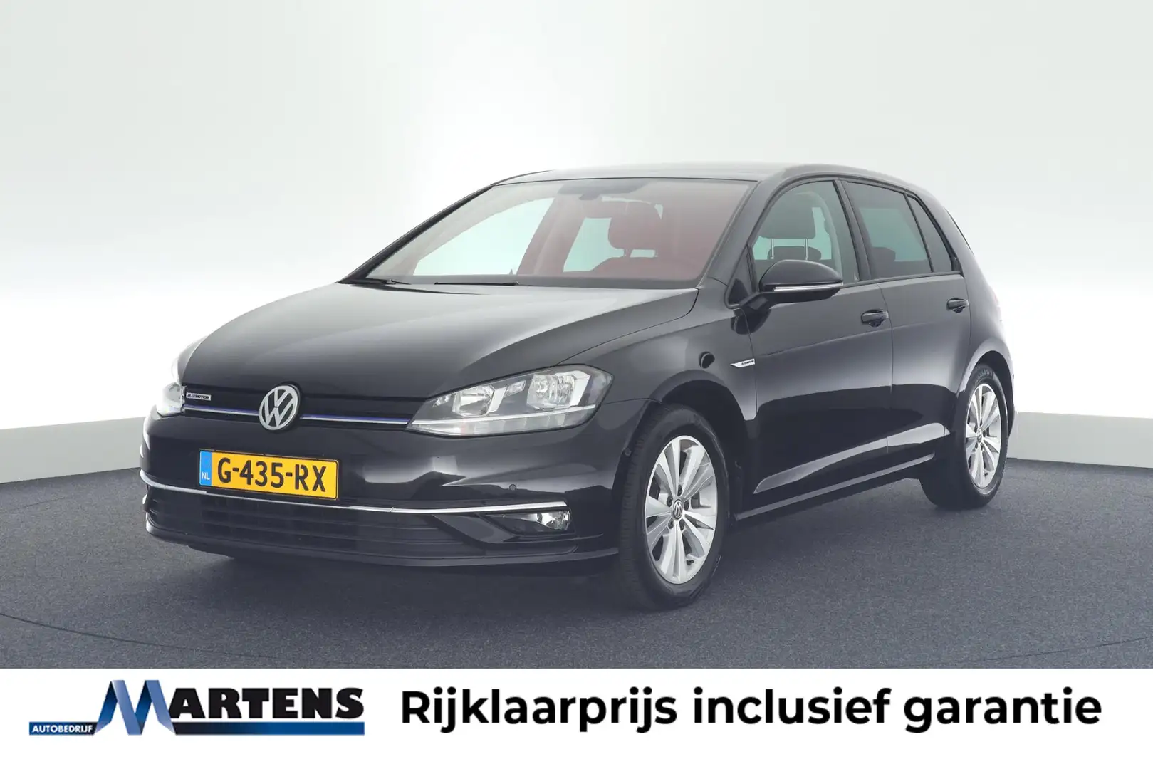 Volkswagen Golf 1.5 TSI 130pk H6 Comfortline Business Virtual Cock Schwarz - 1