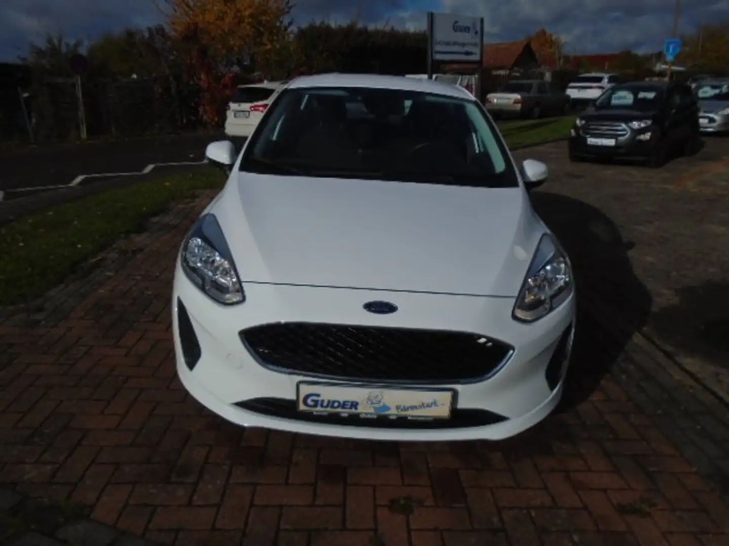 Ford Fiesta Cool & Connect , Winterpaket ,Ganzjahresreifen ! Weiß - 2