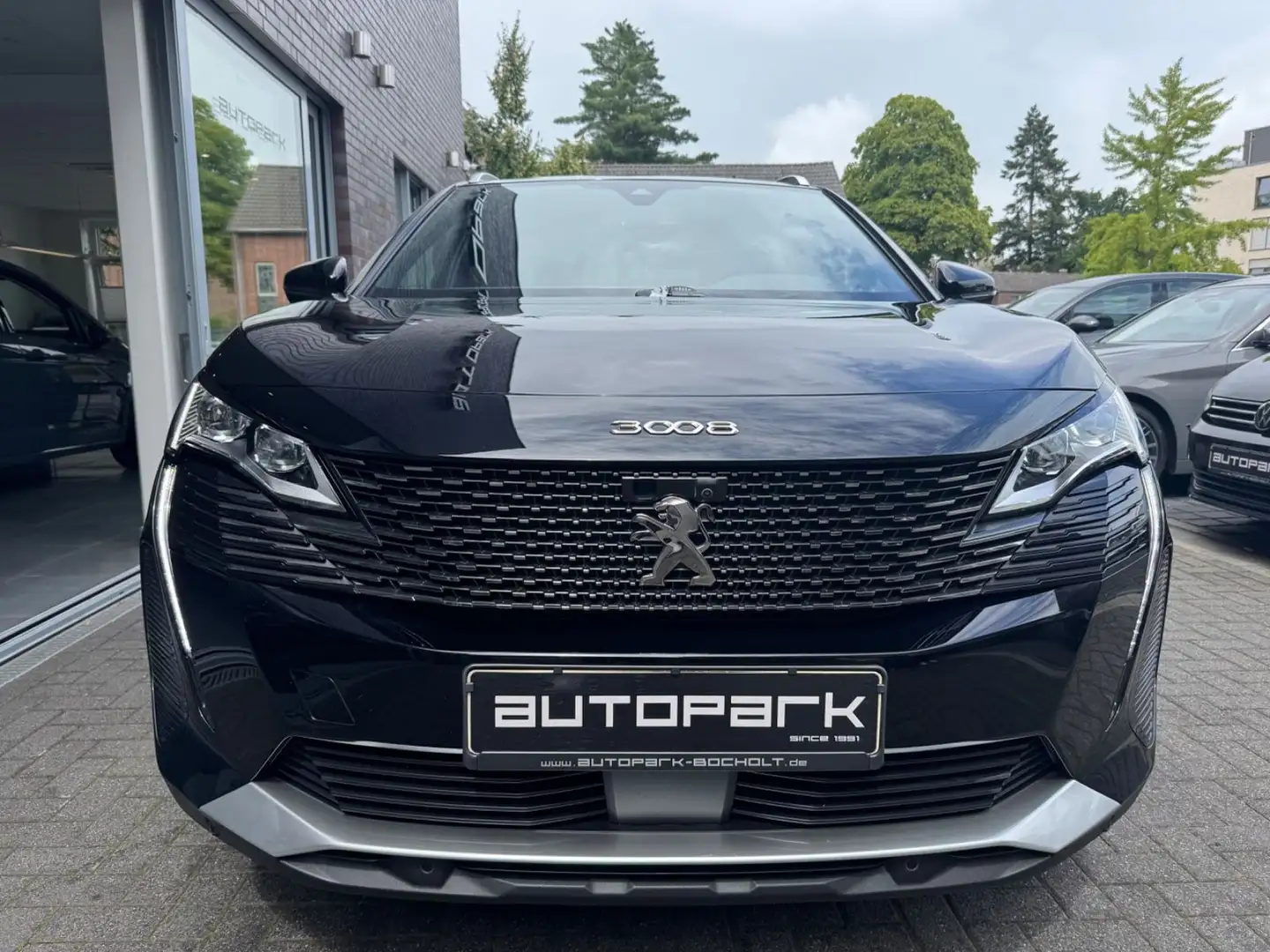 Peugeot 3008 Hybrid4 300 GT Sound Focal°Pano°LM19° Noir - 2