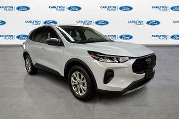 Active   HEATED SEATS  POWER LIFTGATE  CP/AA
