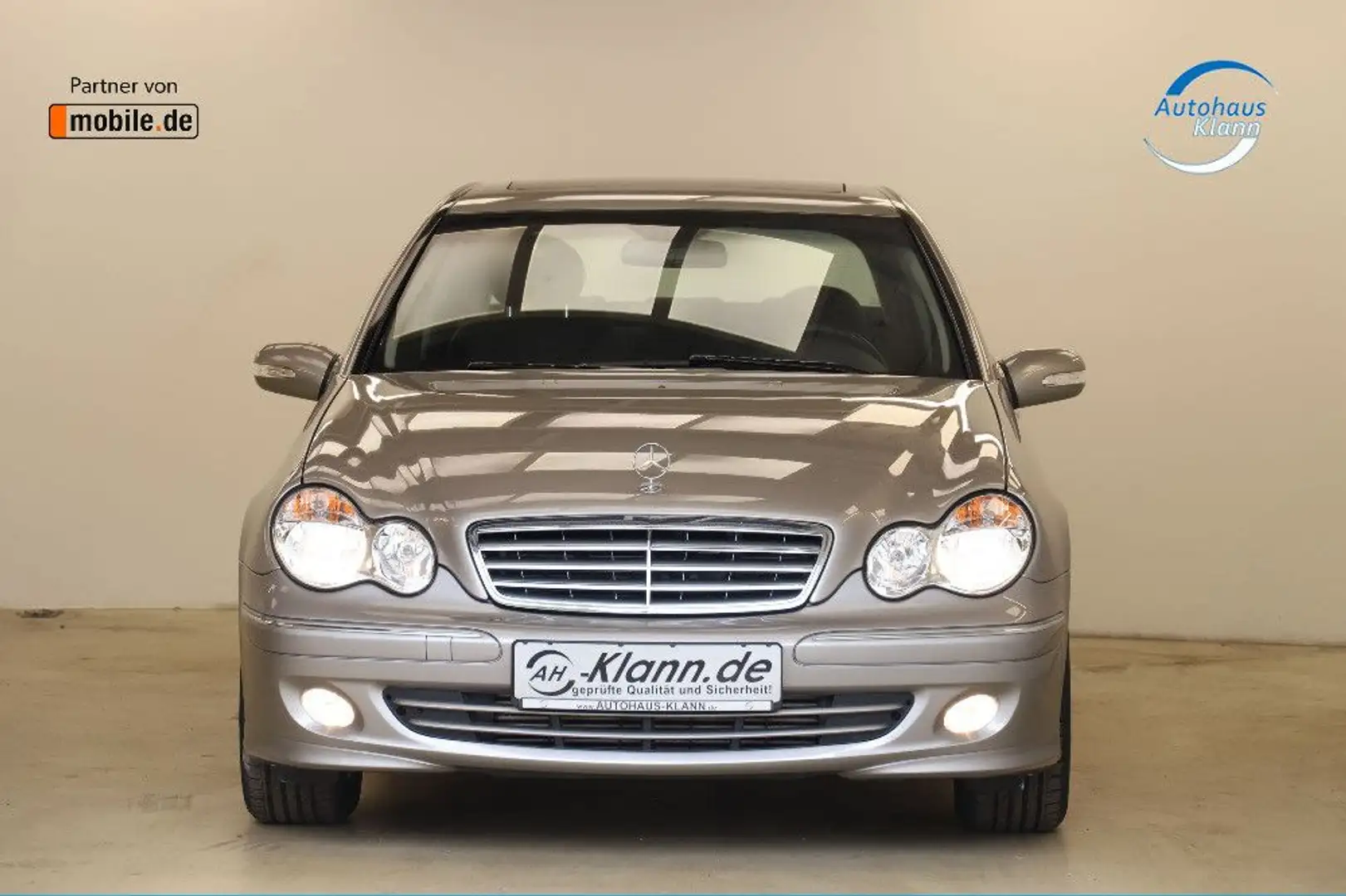 Mercedes-Benz C 200 K 163PS 5G Elegance Leder SHZ 1.Hand Silver - 2
