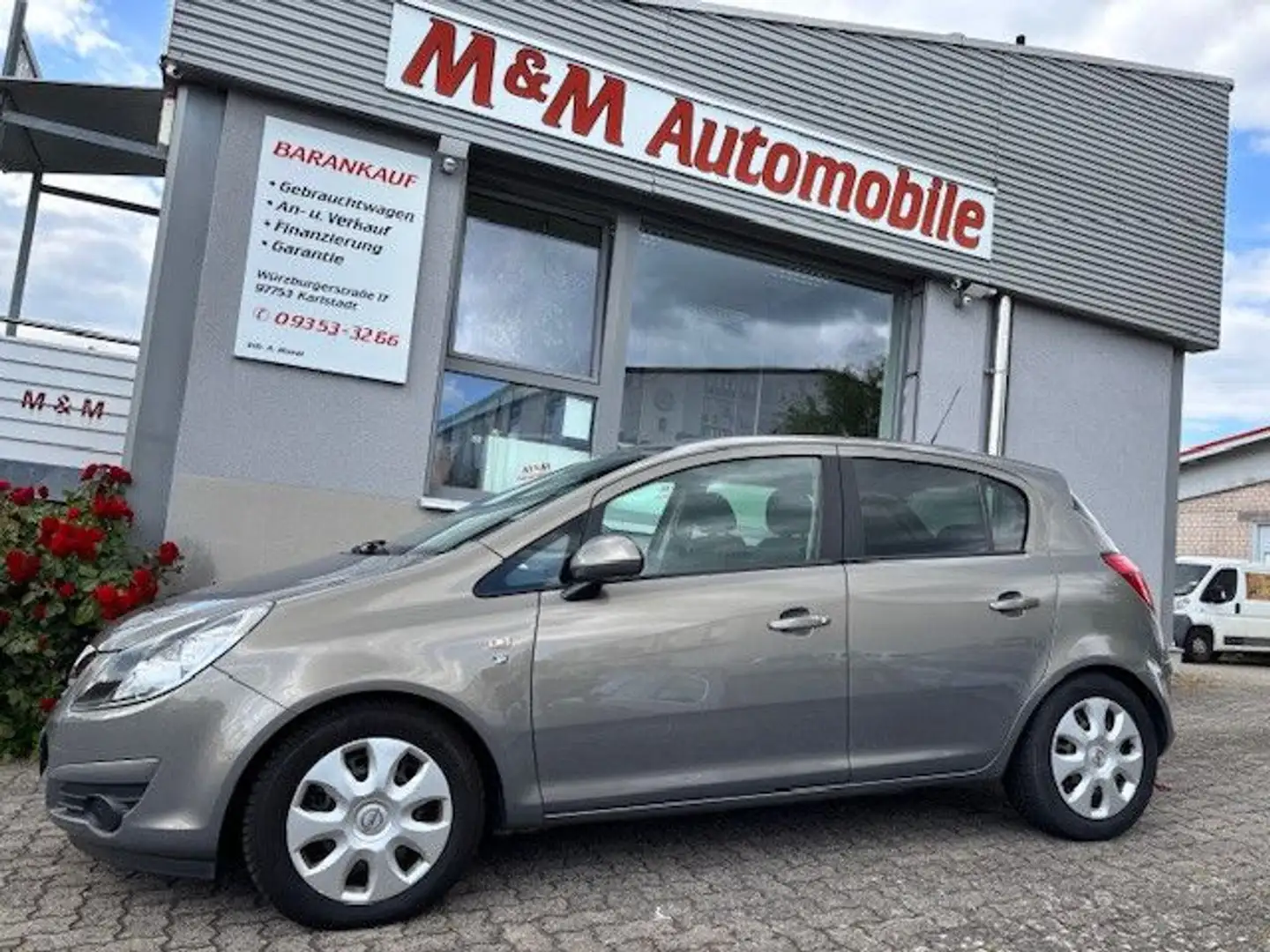 Opel Corsa 1.4 i Edition "111 Jahre" *Klima+4-trg.* Marrón - 1