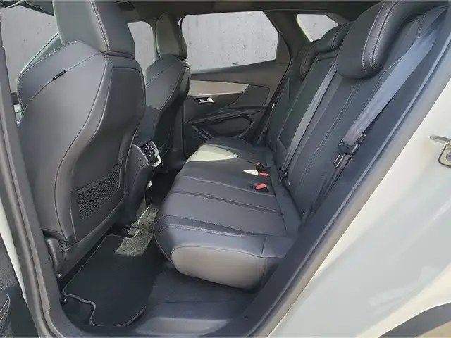 Peugeot 3008 view 8