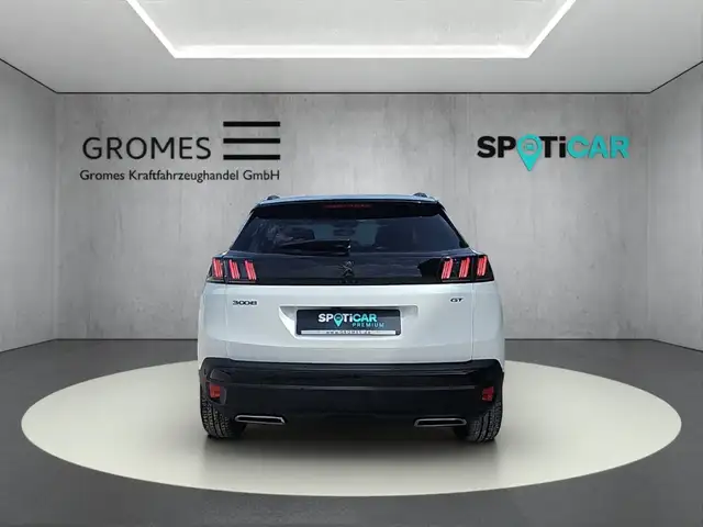 Peugeot 3008 view 4