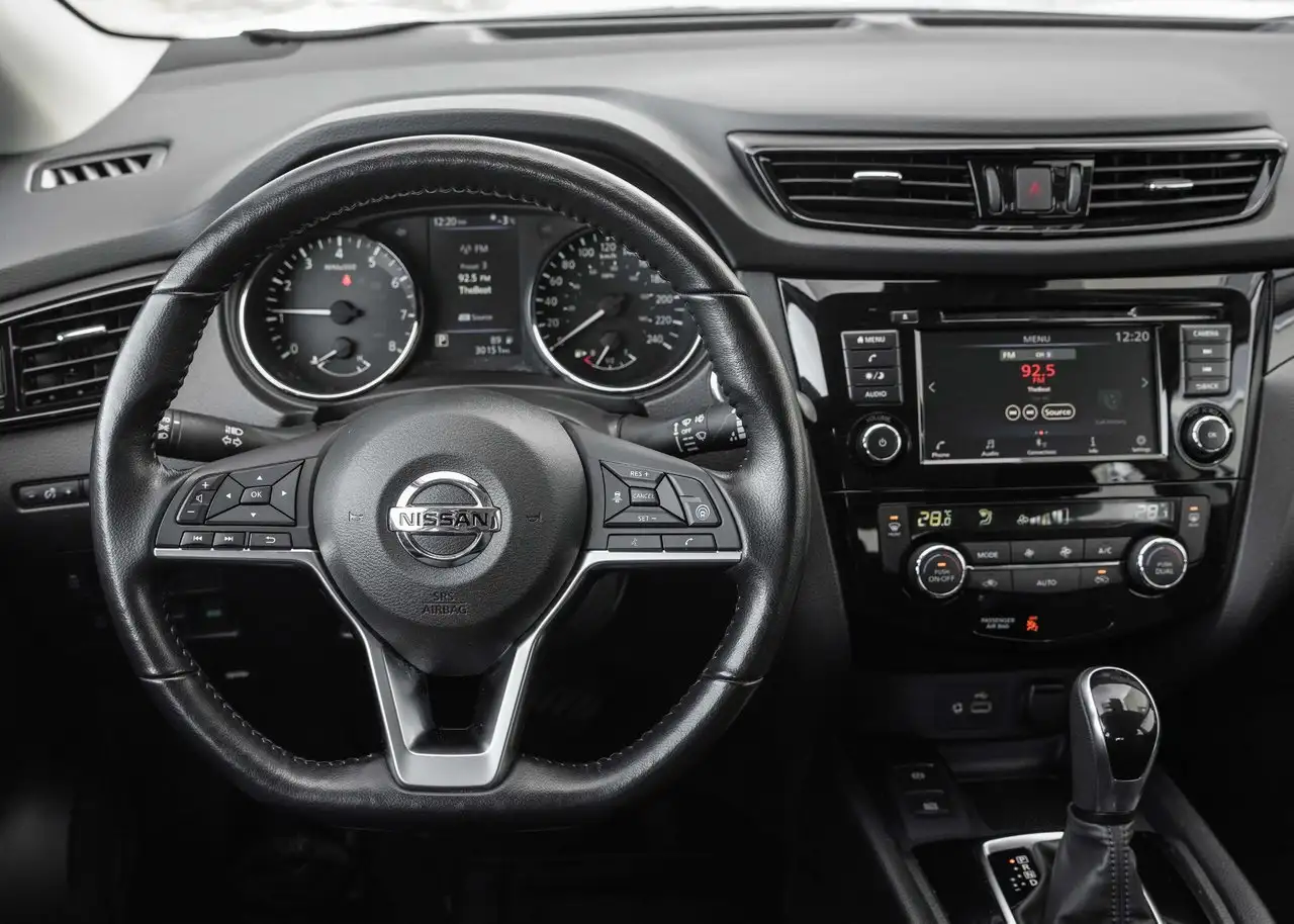 Nissan Qashqai снимка Nissan Qashqai