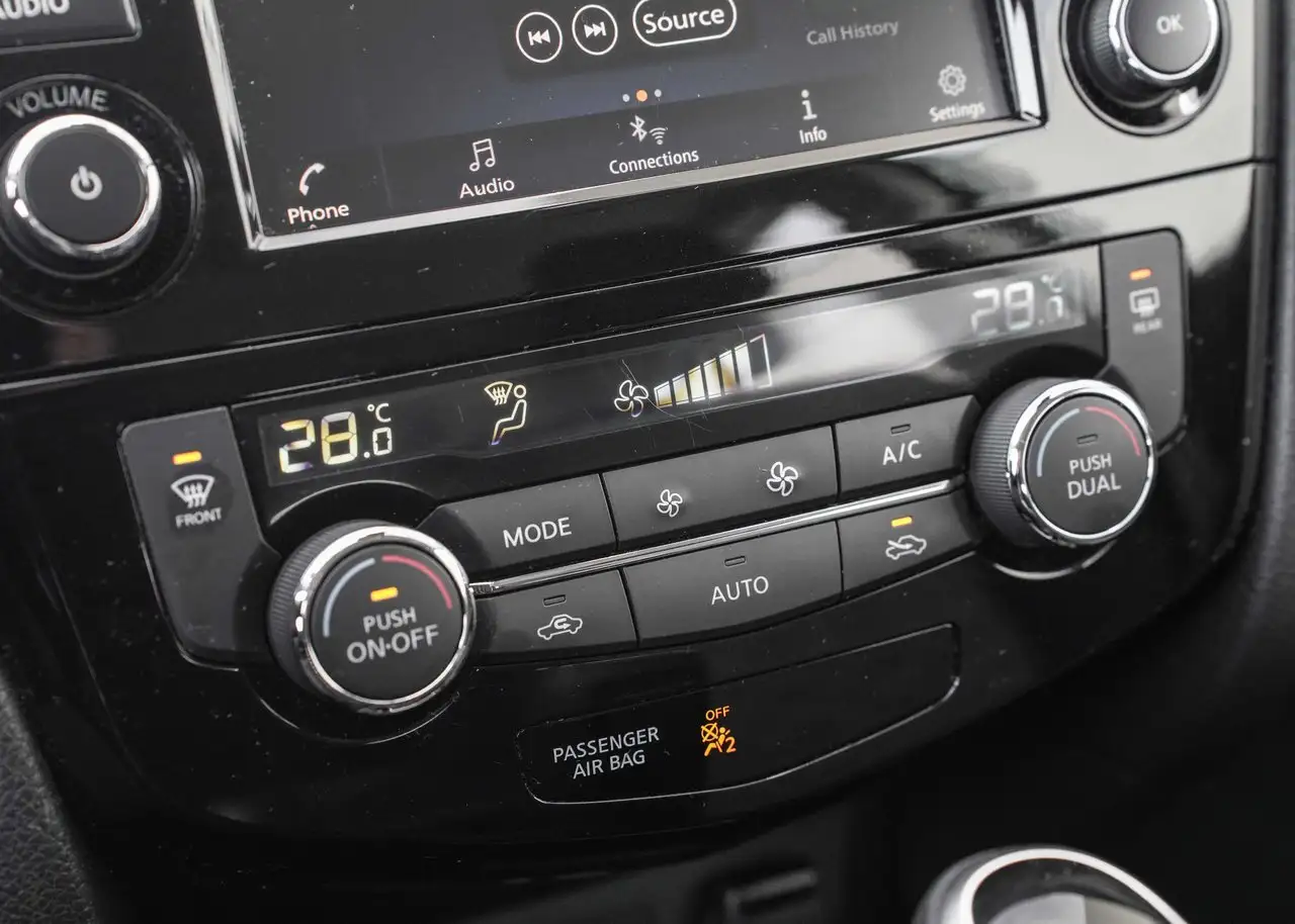 Nissan Qashqai снимка Nissan Qashqai