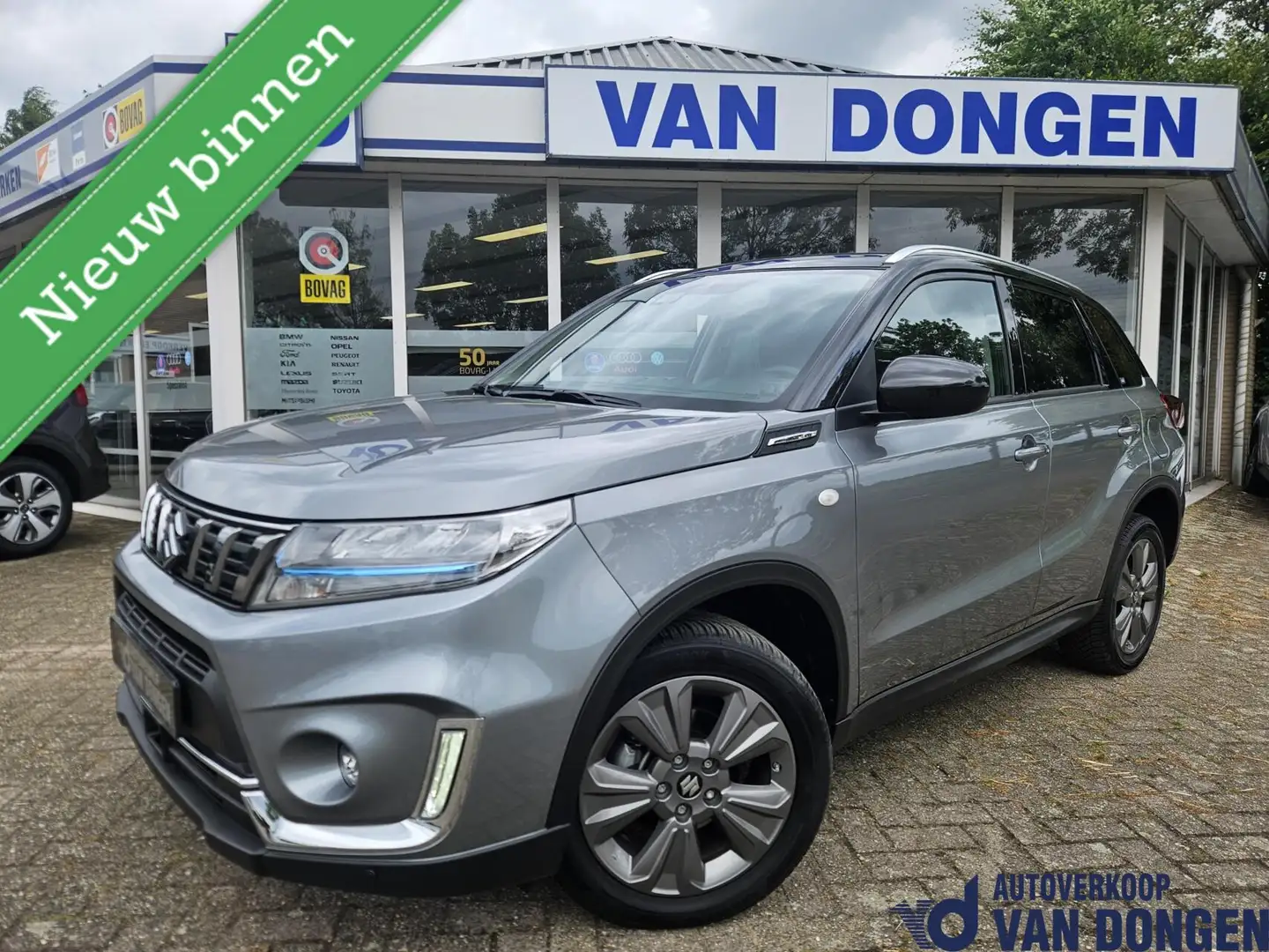 Suzuki Vitara 1.5 Hybrid Select | Hybrid | Automaat | 11.800 KM! Grijs - 1