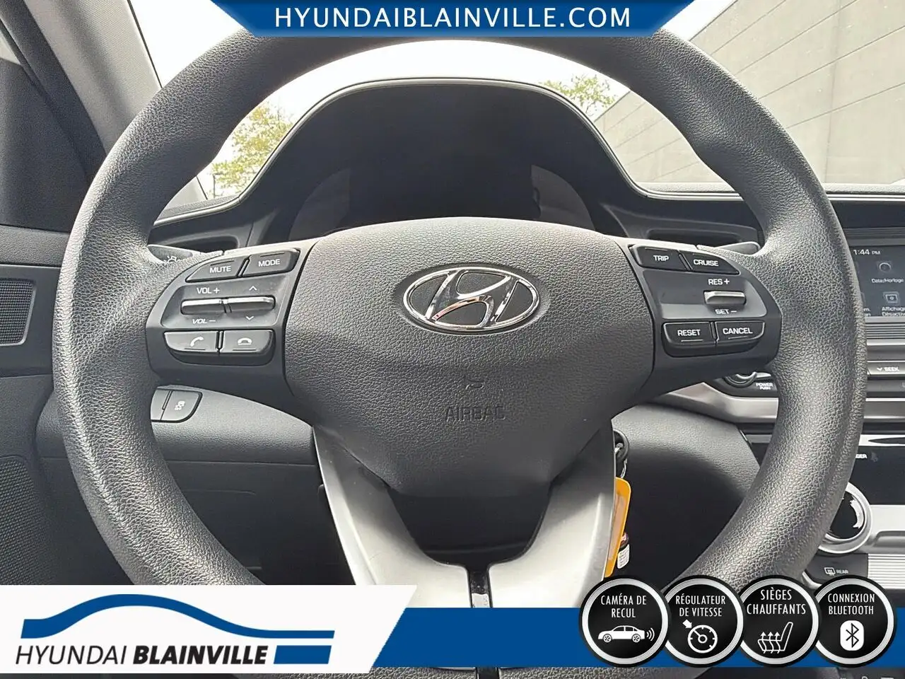 Hyundai ELANTRA снимка Hyundai ELANTRA
