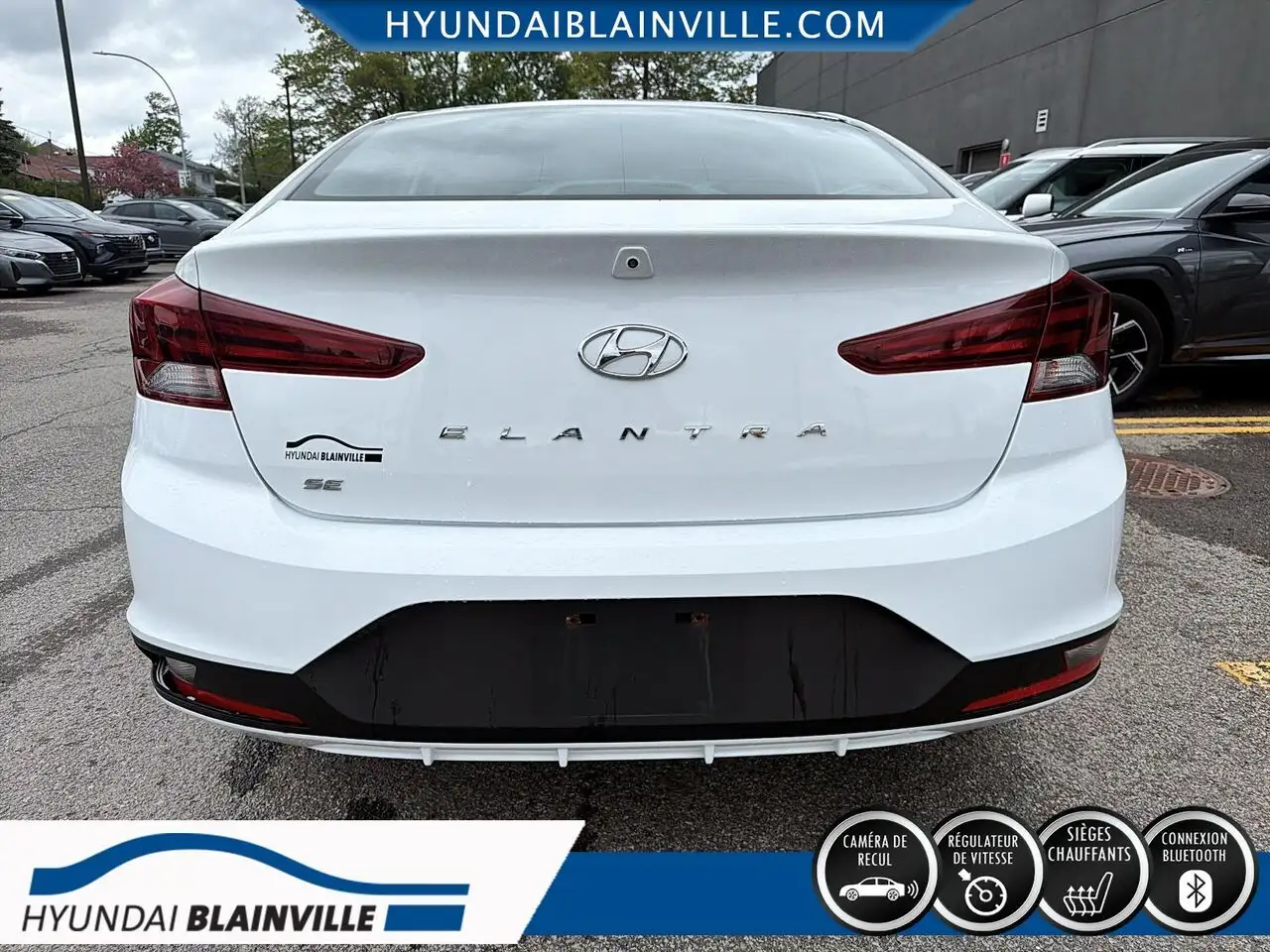 Hyundai ELANTRA снимка Hyundai ELANTRA