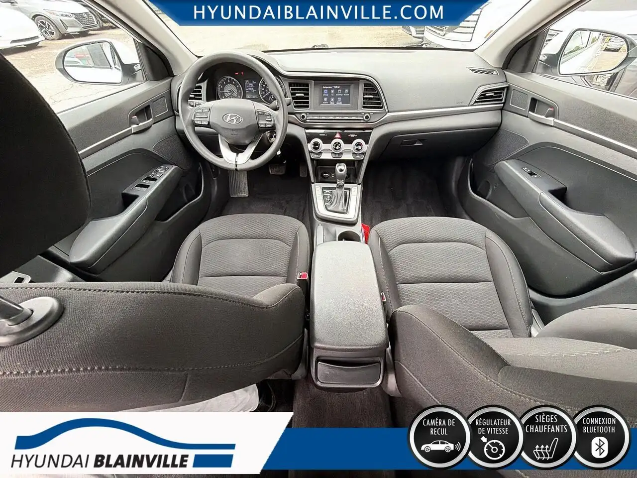 Hyundai ELANTRA снимка Hyundai ELANTRA