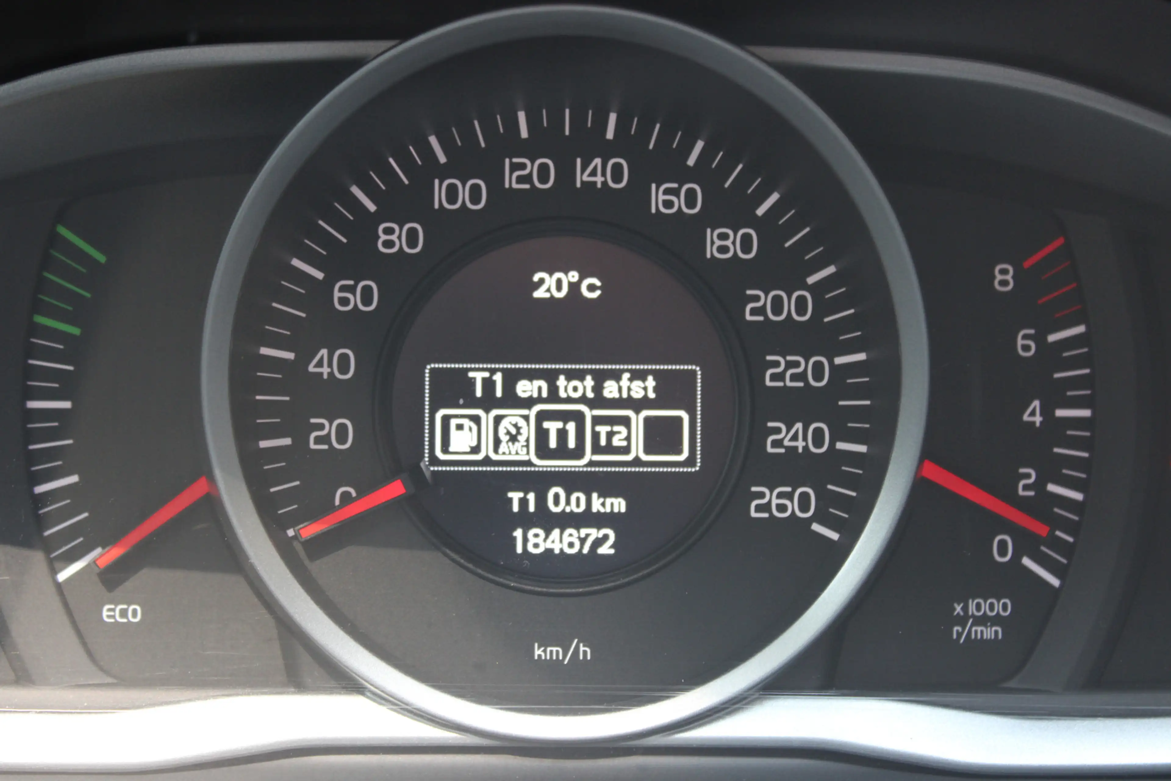 Volvo V60 1.6 T3 Momentum NAVI ECC TREKHAAK 184000KM!!! — photo 8