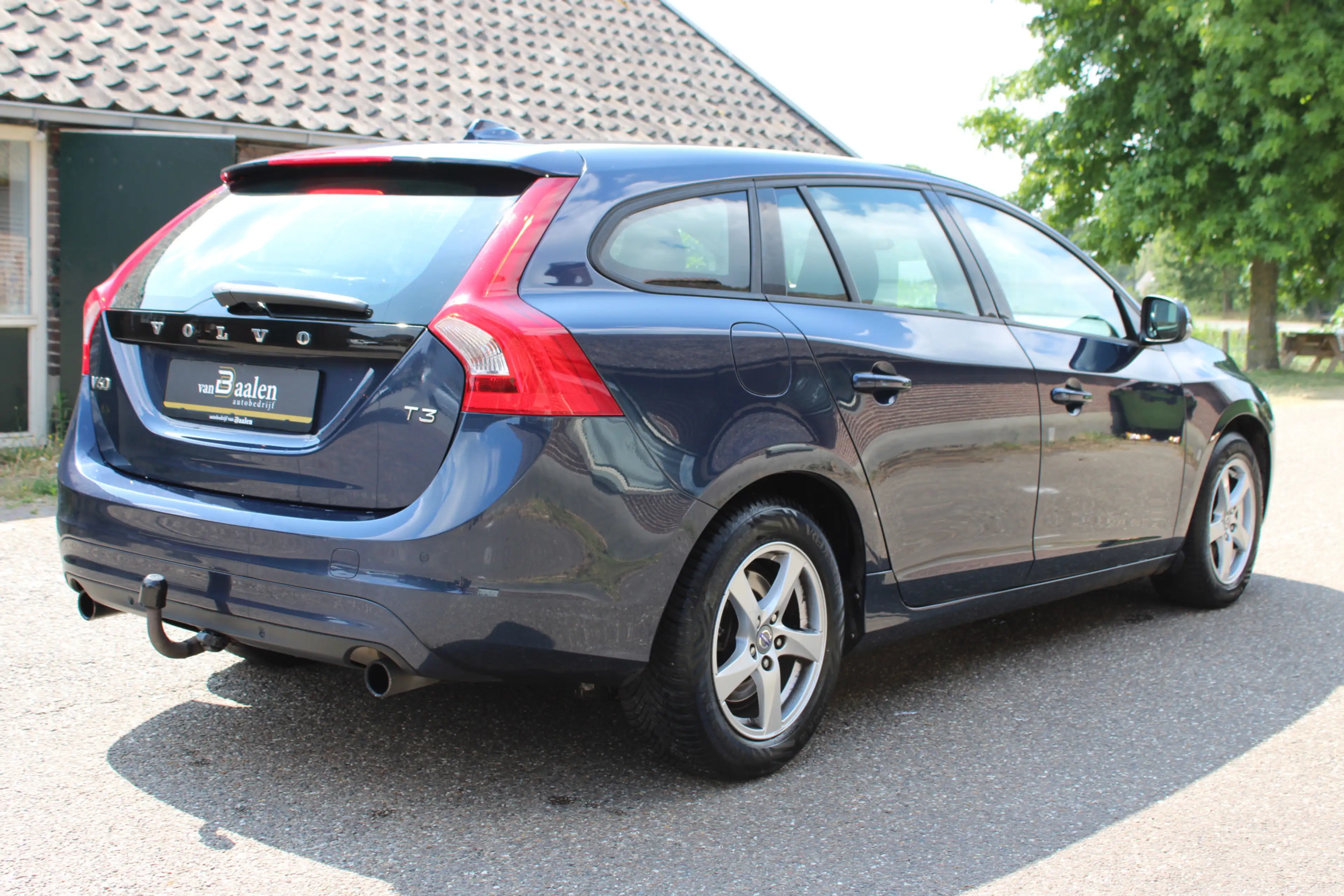 Volvo V60 1.6 T3 Momentum NAVI ECC TREKHAAK 184000KM!!! — photo 3