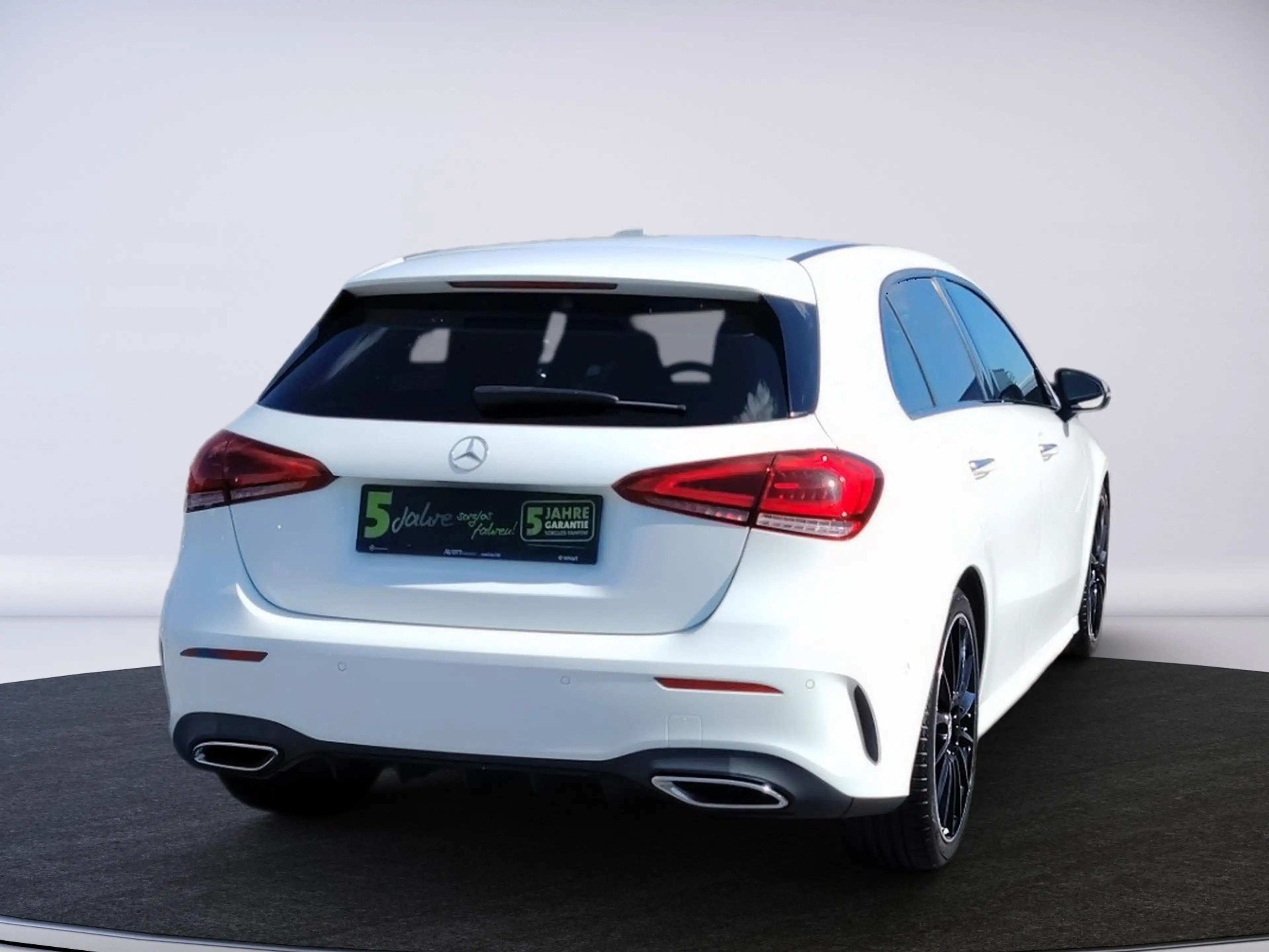 Mercedes-Benz A 180 d AMG-Line Night — photo 5