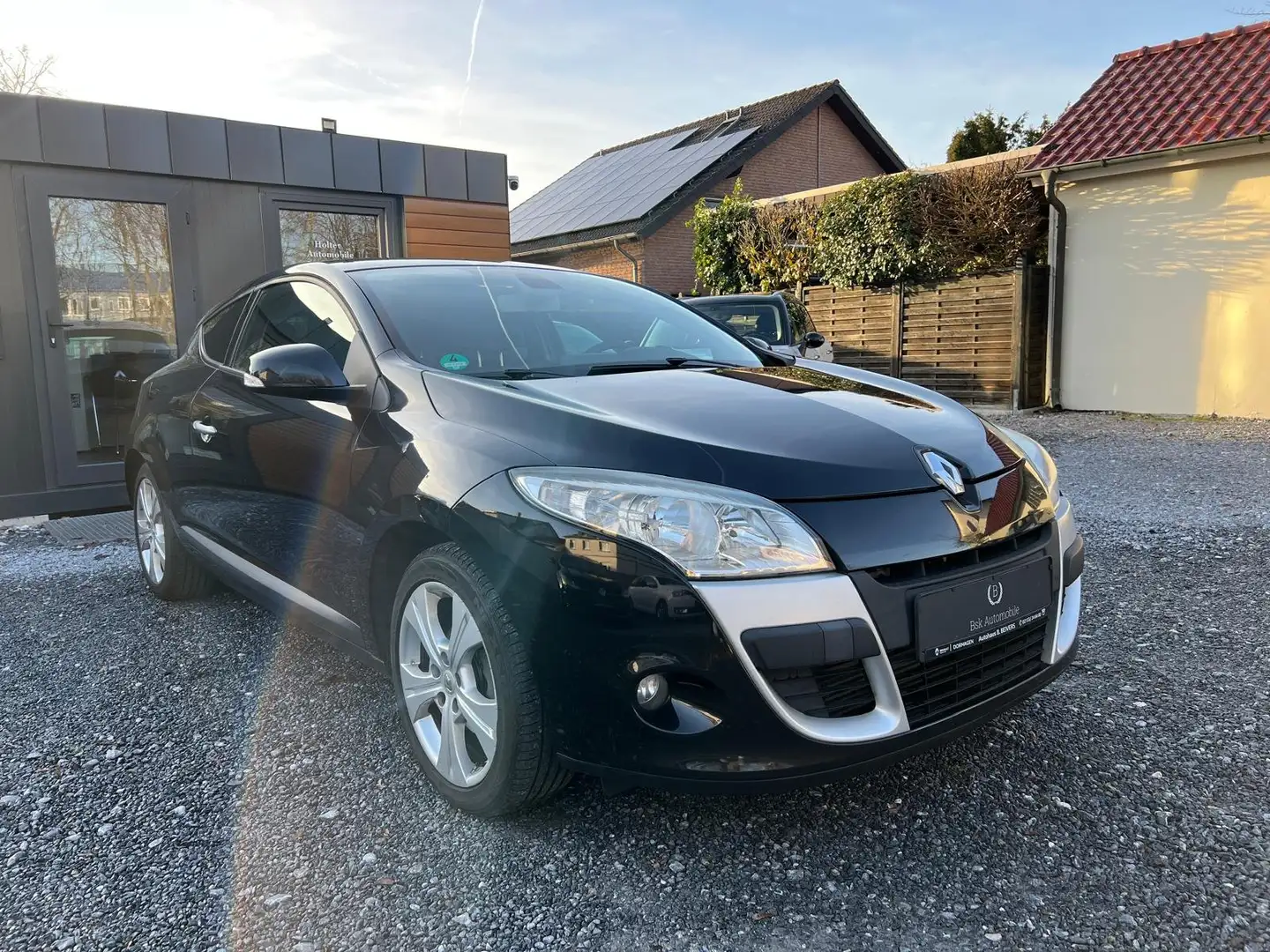 Renault Megane Dynamique inkl. GARANTIE Tempomat SHZ Navi - 1
