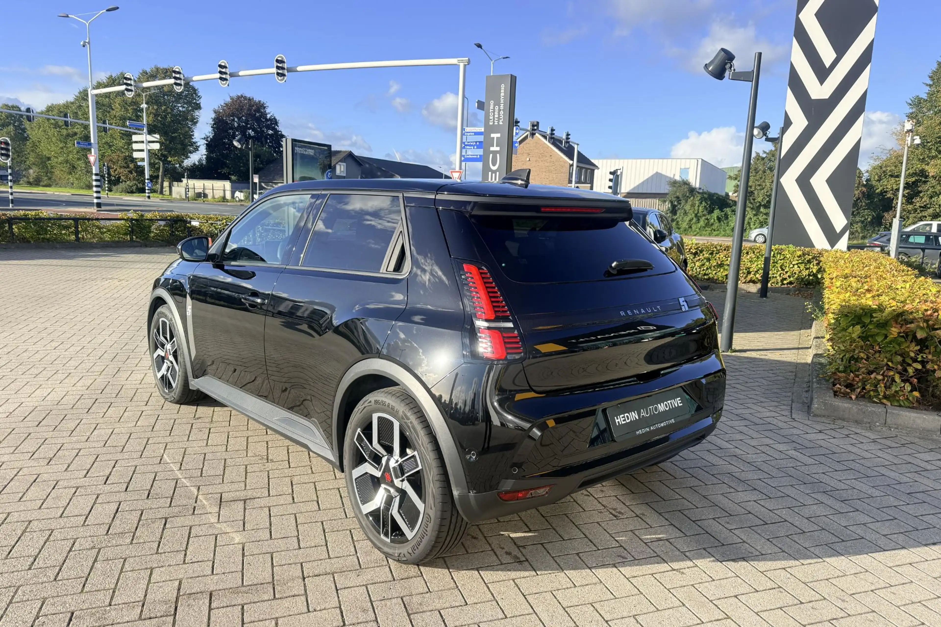 Renault R 5 comfort range techno 52 kWh | Voorstoelen & Stuurw — photo 2