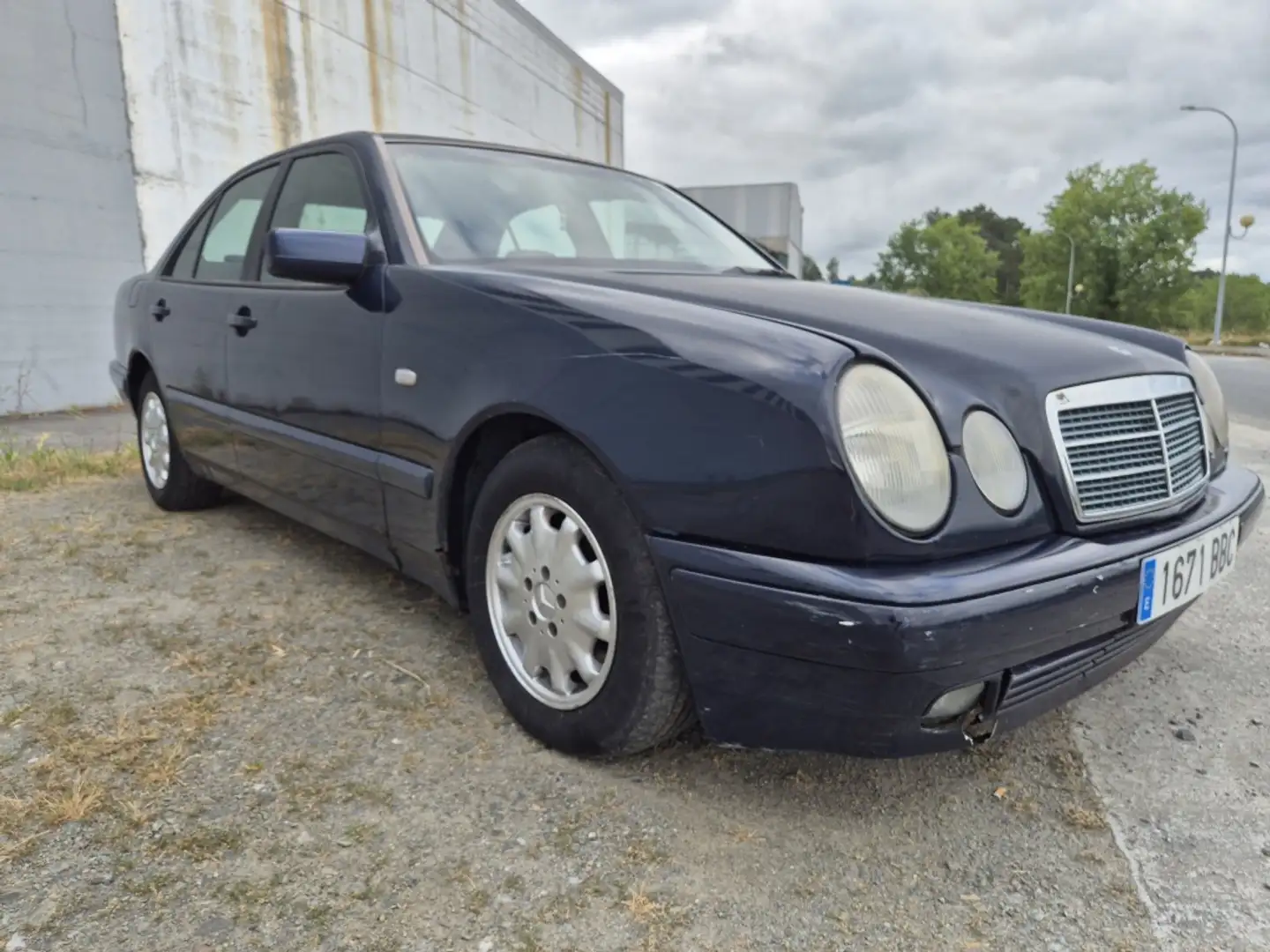 Mercedes-Benz E 290 TD Azul - 2
