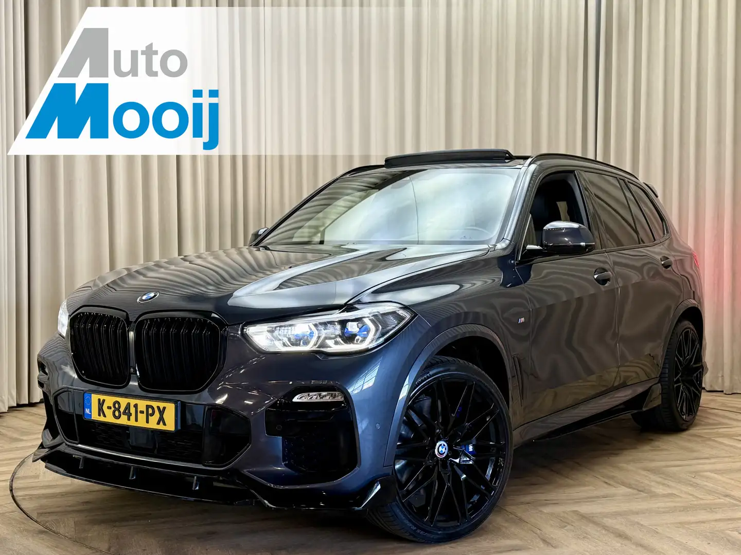 BMW X5 xDrive40i M-Sport / Spoiler Pakket / Panoramadak / Grau - 1