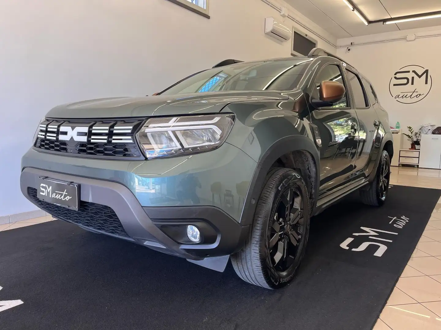Dacia Duster Duster II 2021 1.0 tce SL Extreme Gpl 4x2 100cv Verde - 2