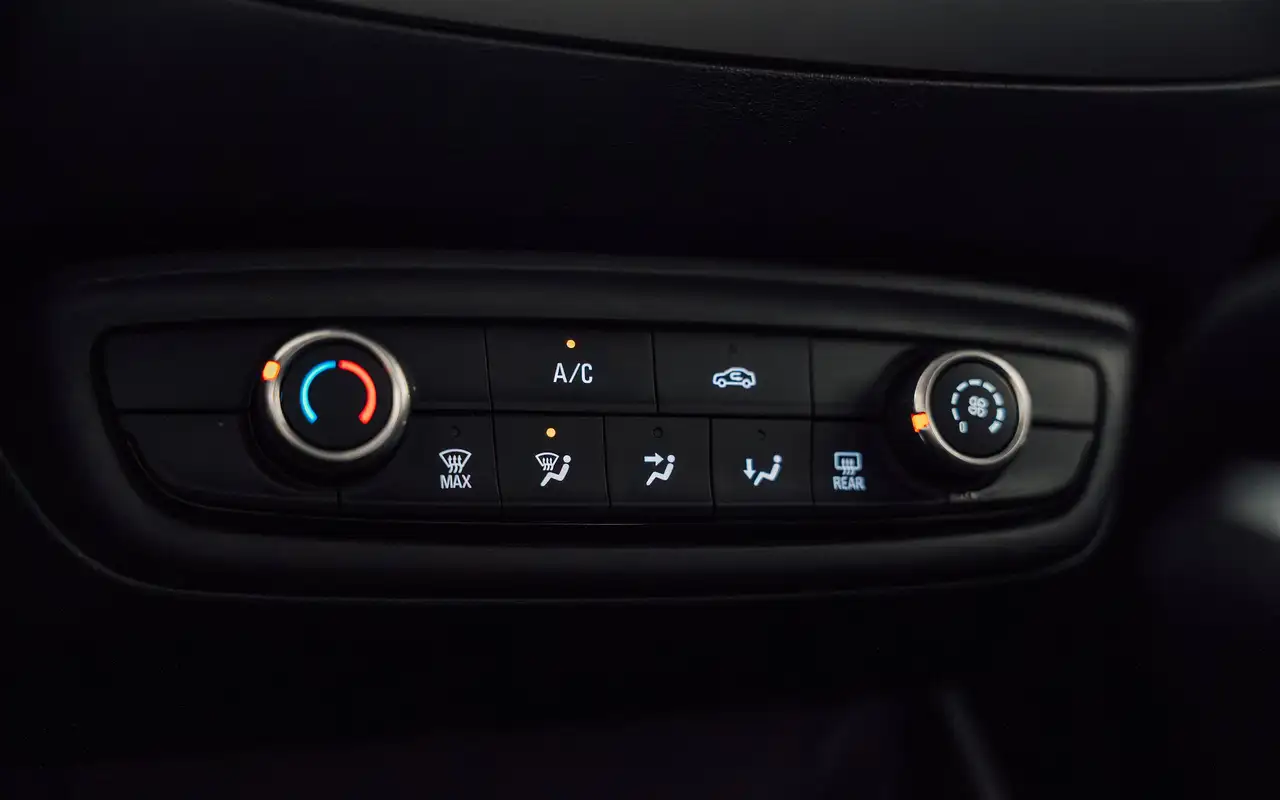 Opel Crossland 1.2 Turbo ECOTEC Edition Incl. JA 16" Carplay Navi, миниатюра 22