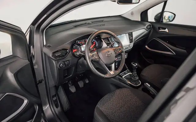 Opel Crossland view 12