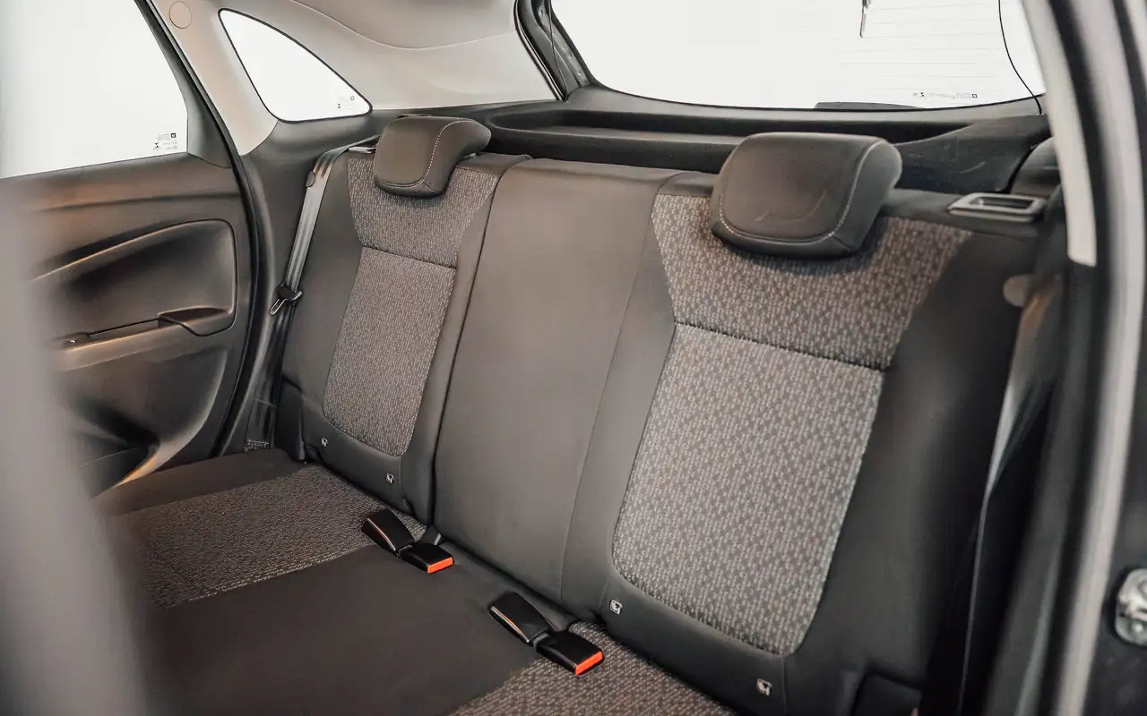 Opel Crossland 1.2 Turbo ECOTEC Edition Incl. JA 16" Carplay Navi, миниатюра 8