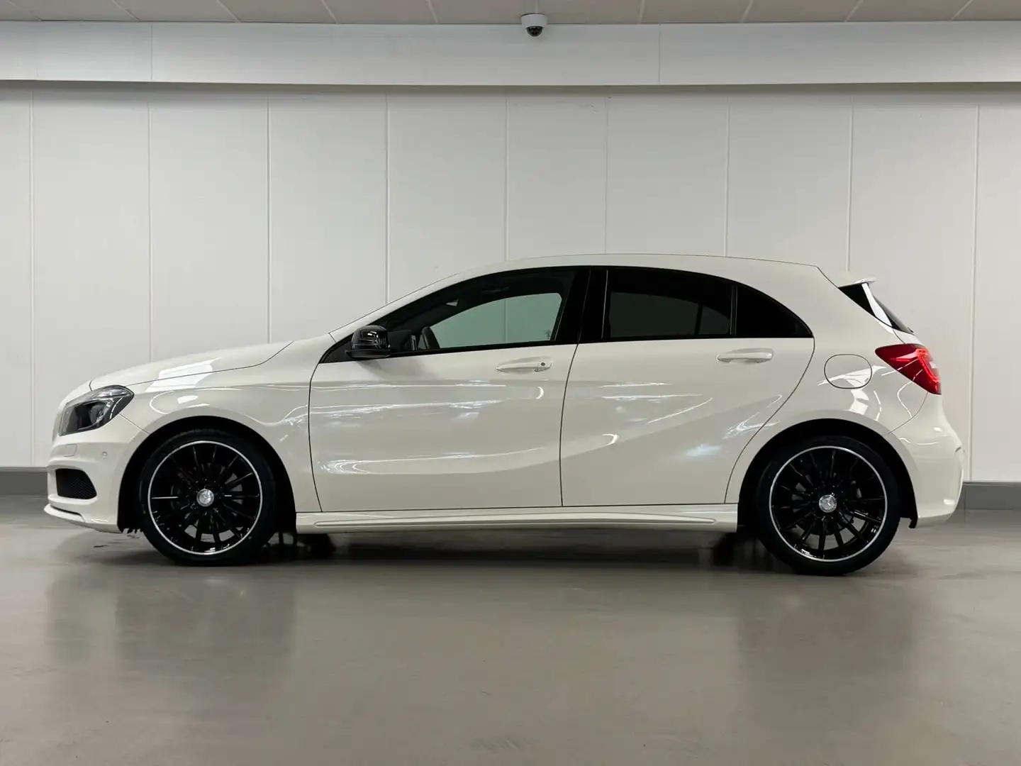 Mercedes-Benz A 180 CDI 109CV PACK AMG LINE  17000 KM  GPS CAMERA Blanc - 2